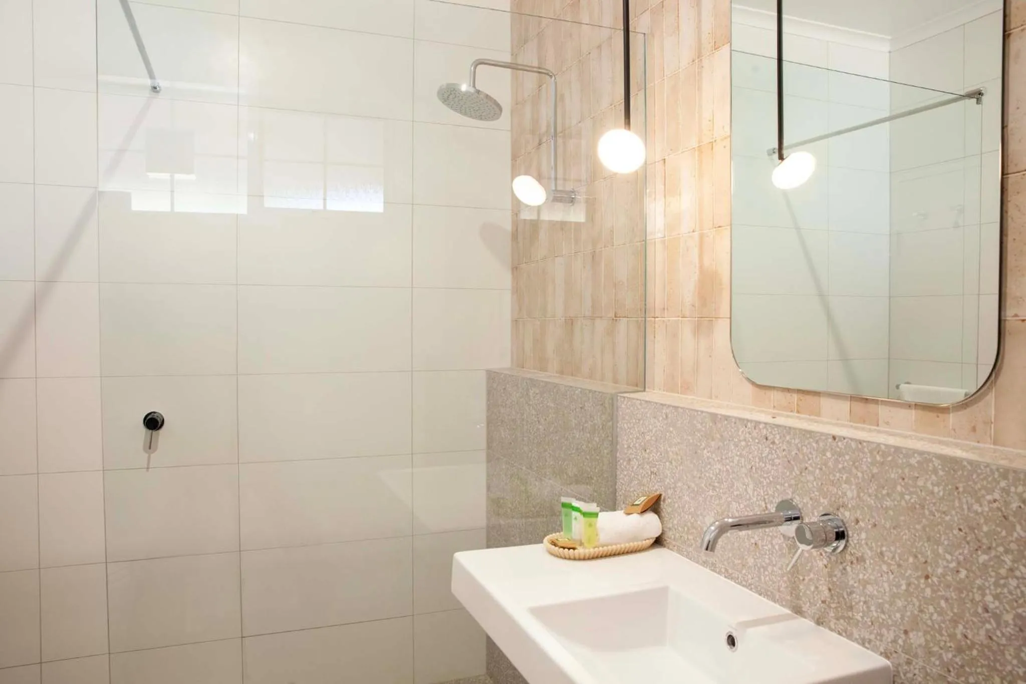 The Kidman Wayside Inn