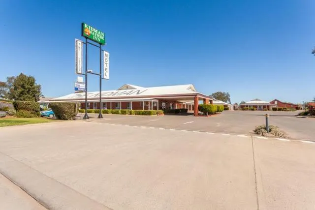 Property building in The Kidman Wayside Inn