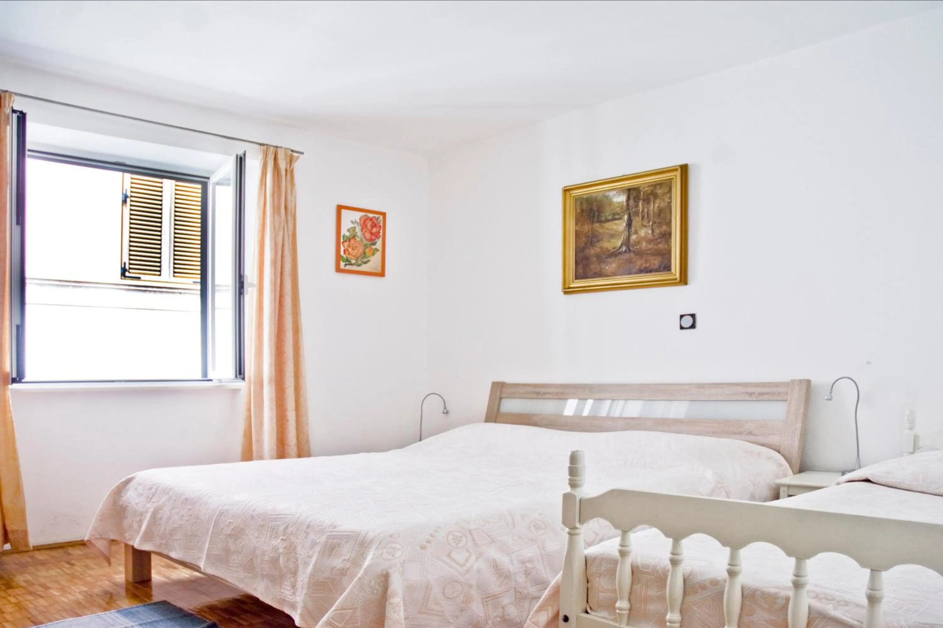 Balcony/Terrace, Bed in Apartments Tomato 1