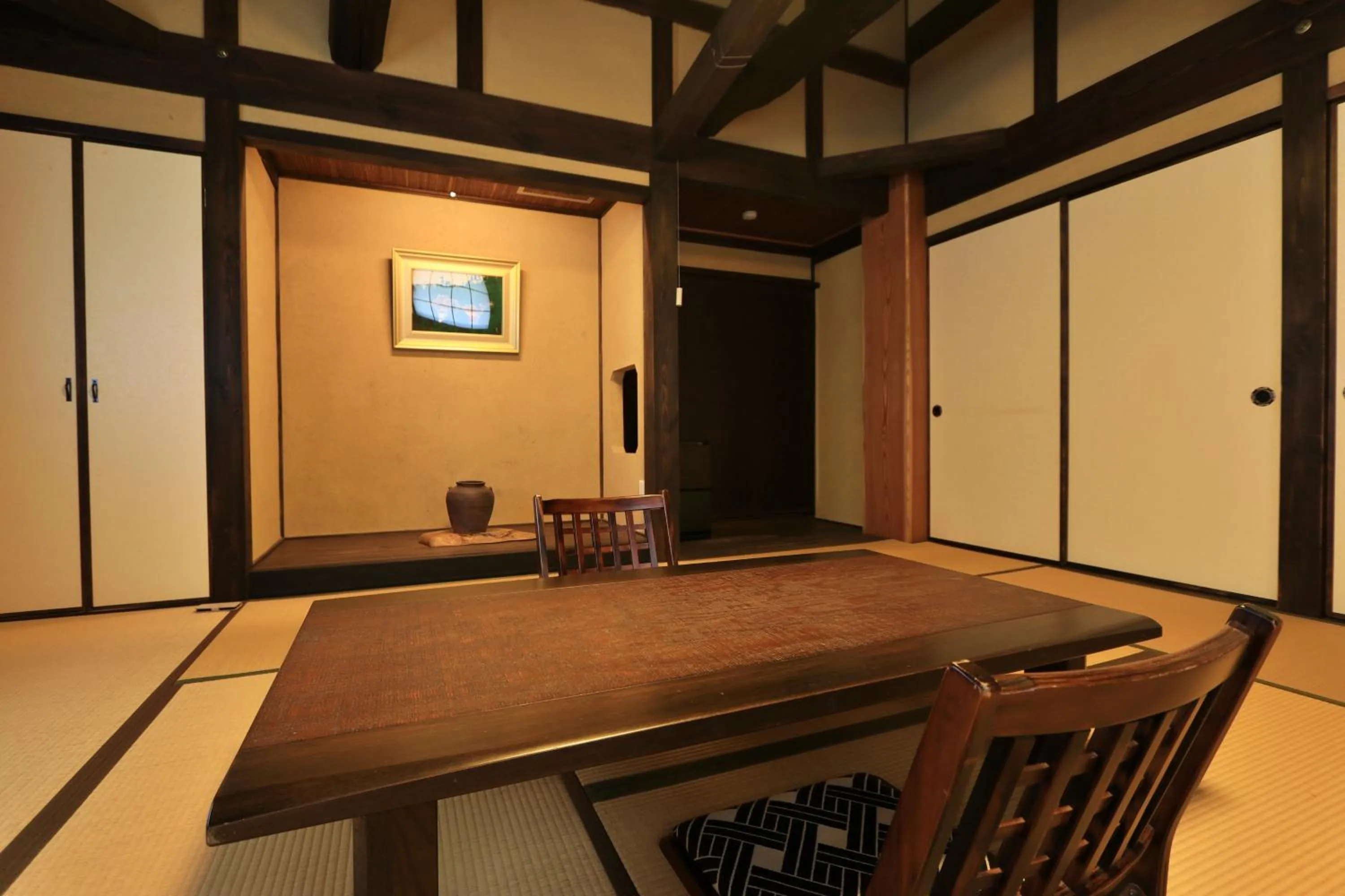 Photo of the whole room in Aunsanbo