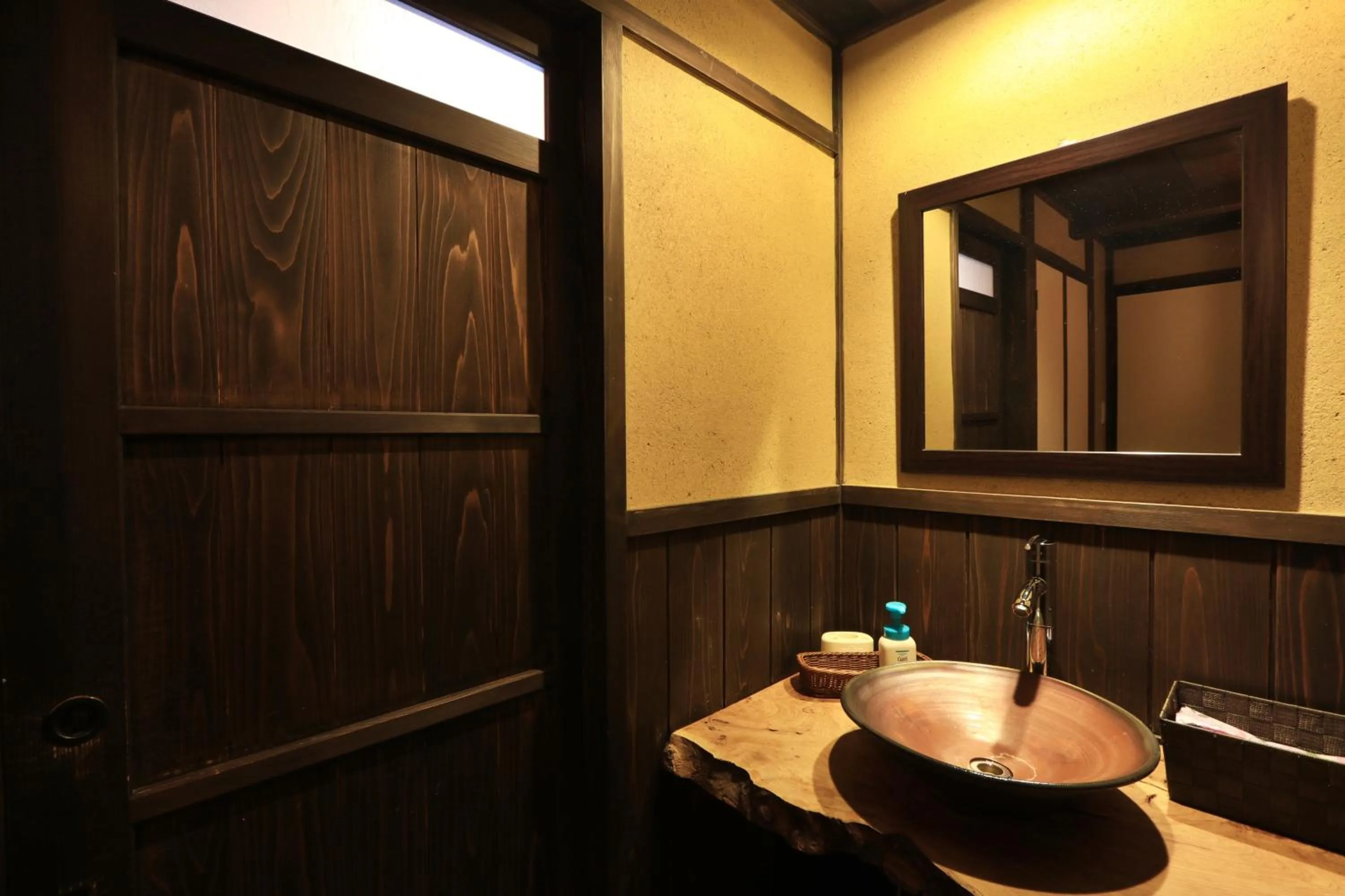 Photo of the whole room in Aunsanbo