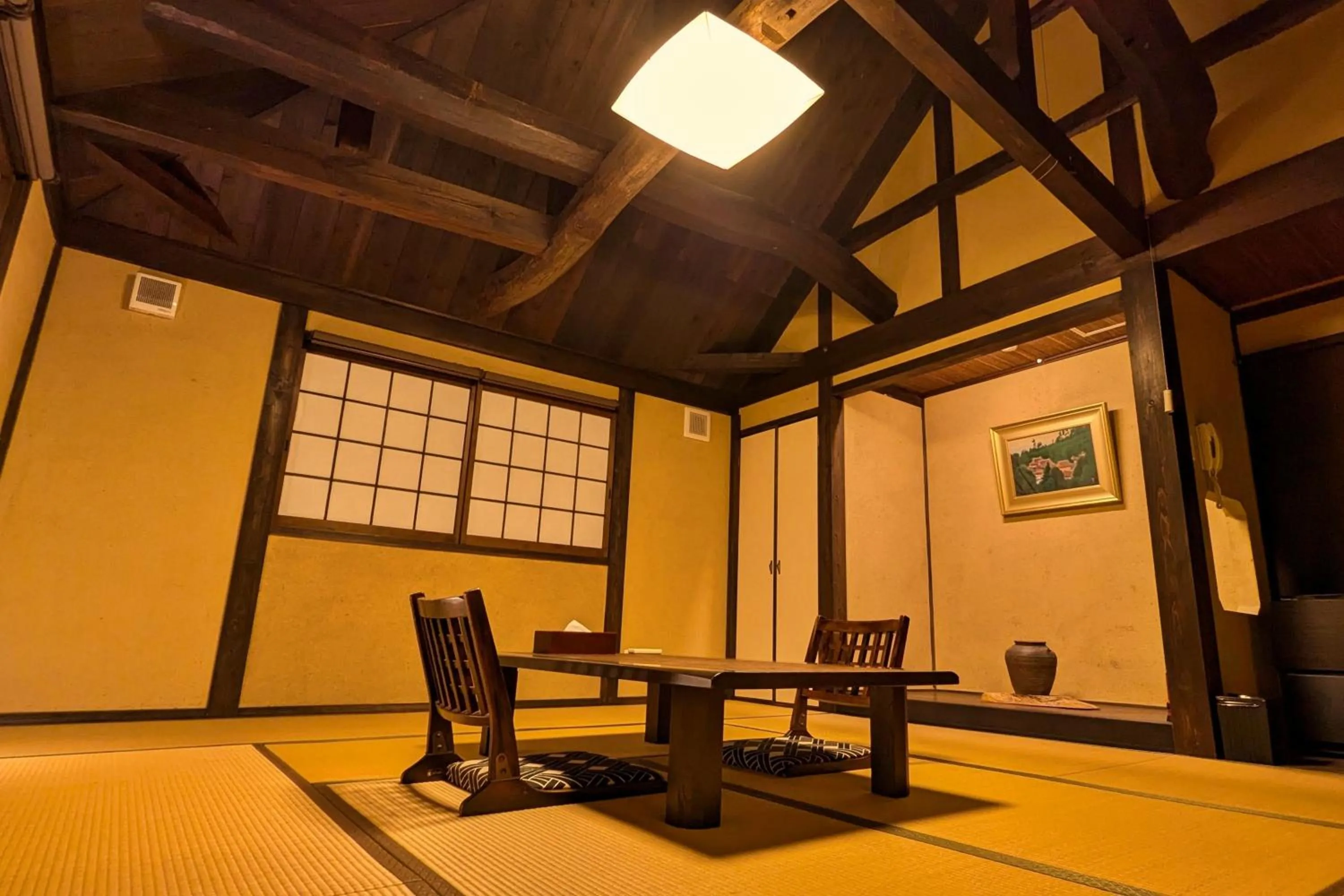 Photo of the whole room in Aunsanbo