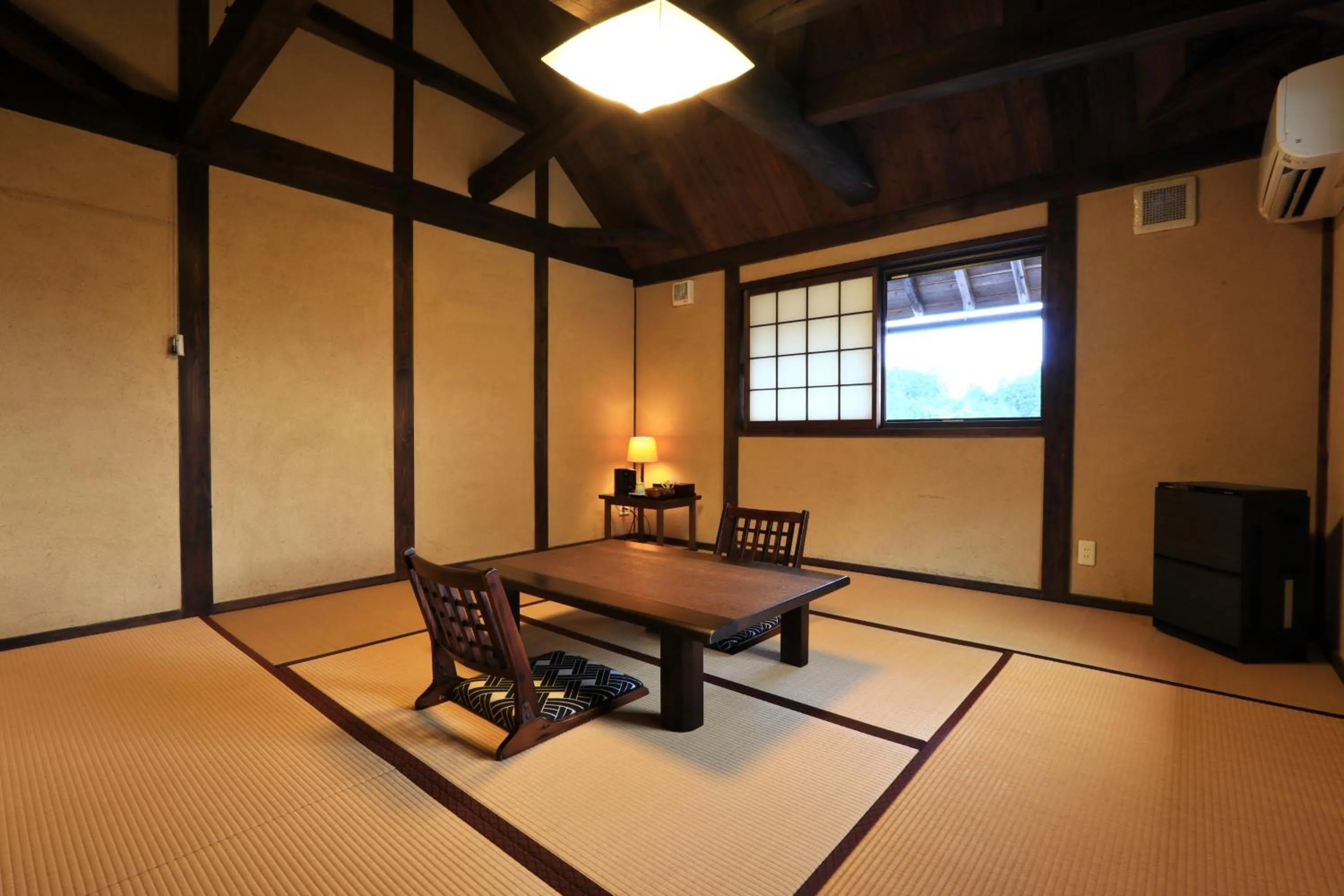 Photo of the whole room in Aunsanbo