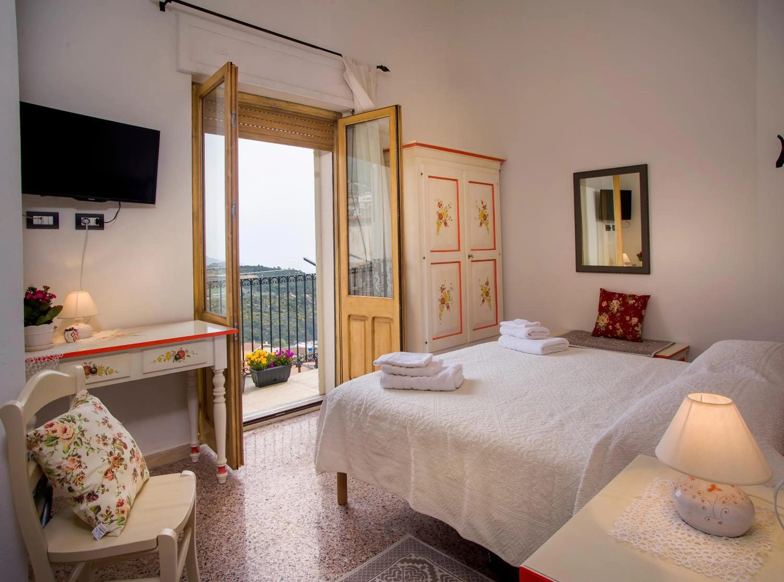 Photo of the whole room, Bed in B&B Aria Ona