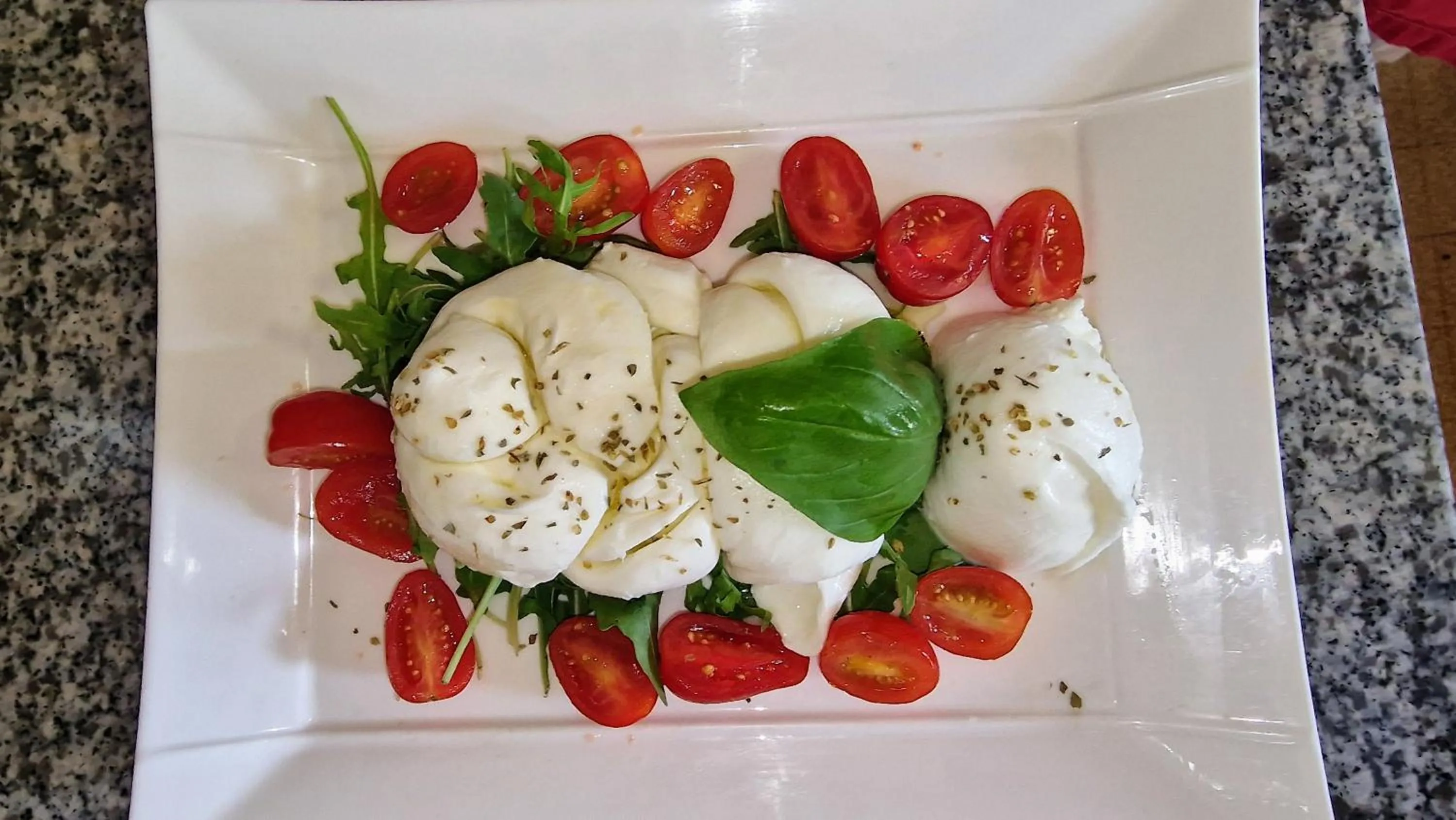 Restaurant/places to eat in Hôtel Saint Jacques