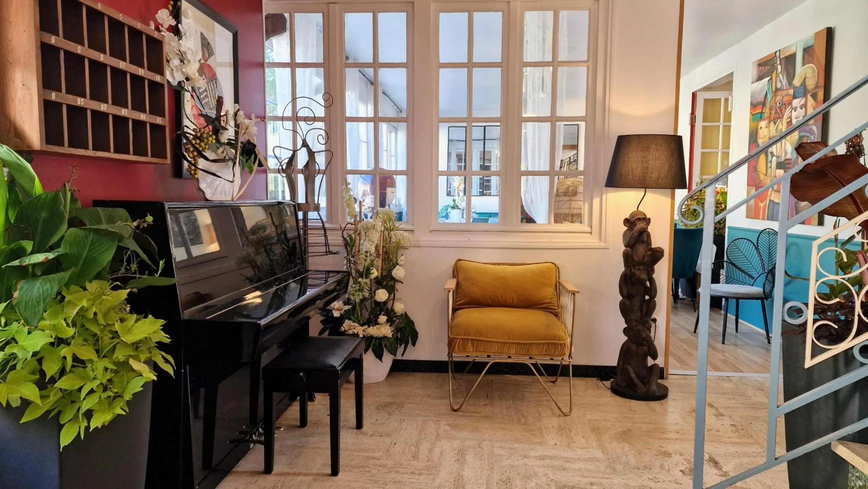 TV and multimedia in Hôtel Saint Jacques