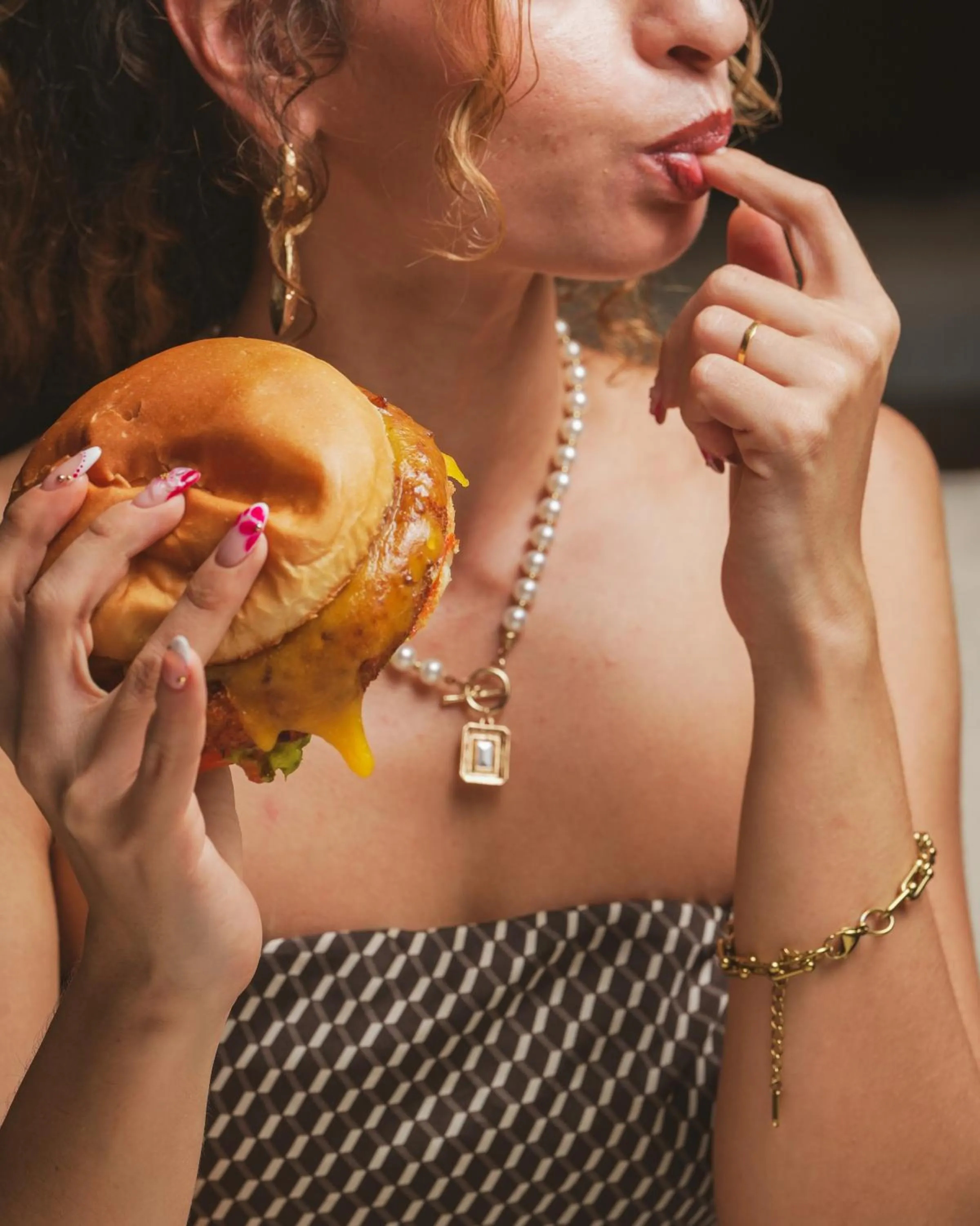 Restaurant/places to eat in W Goa