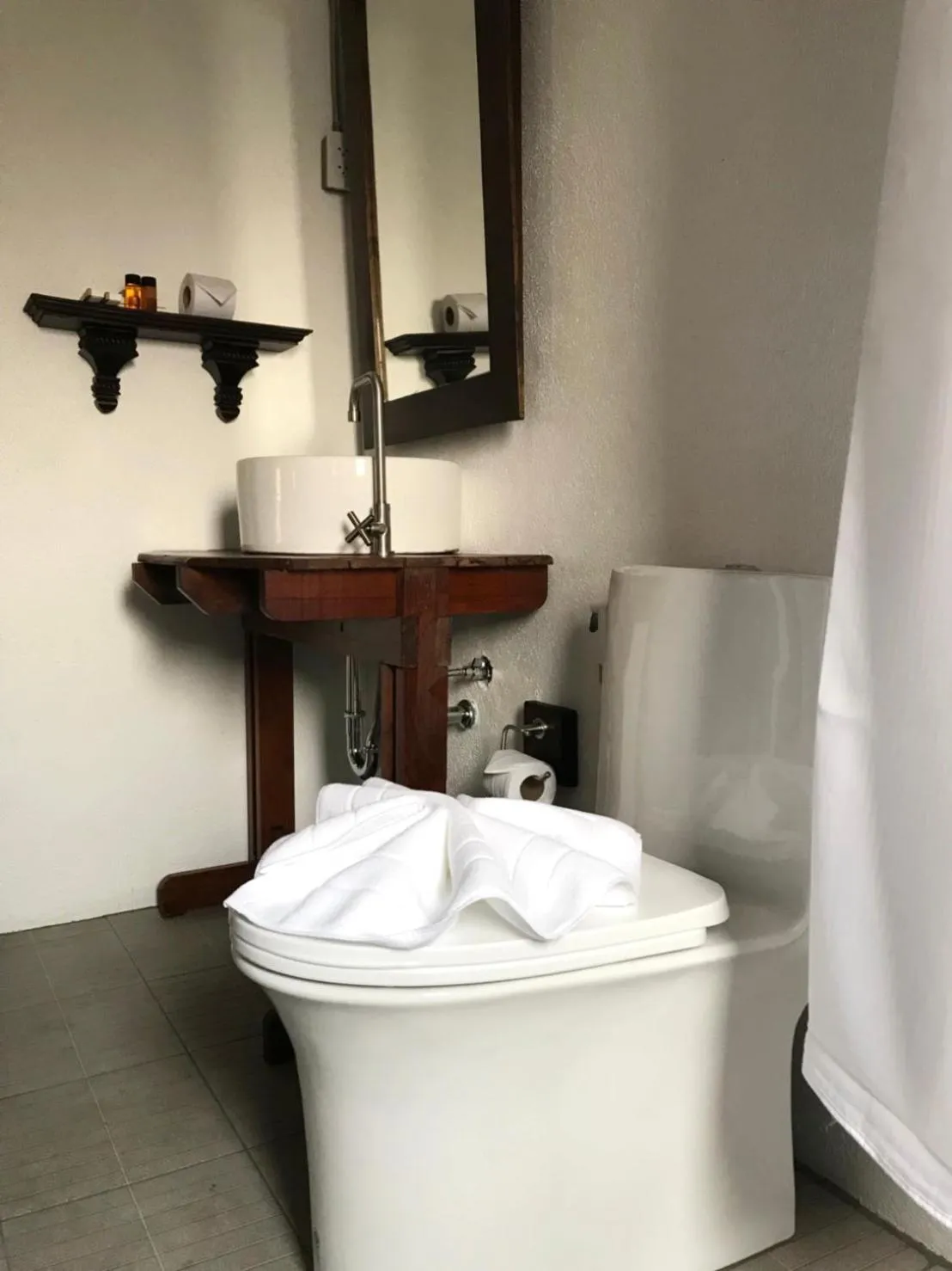 Toilet in Ban Chang Tong