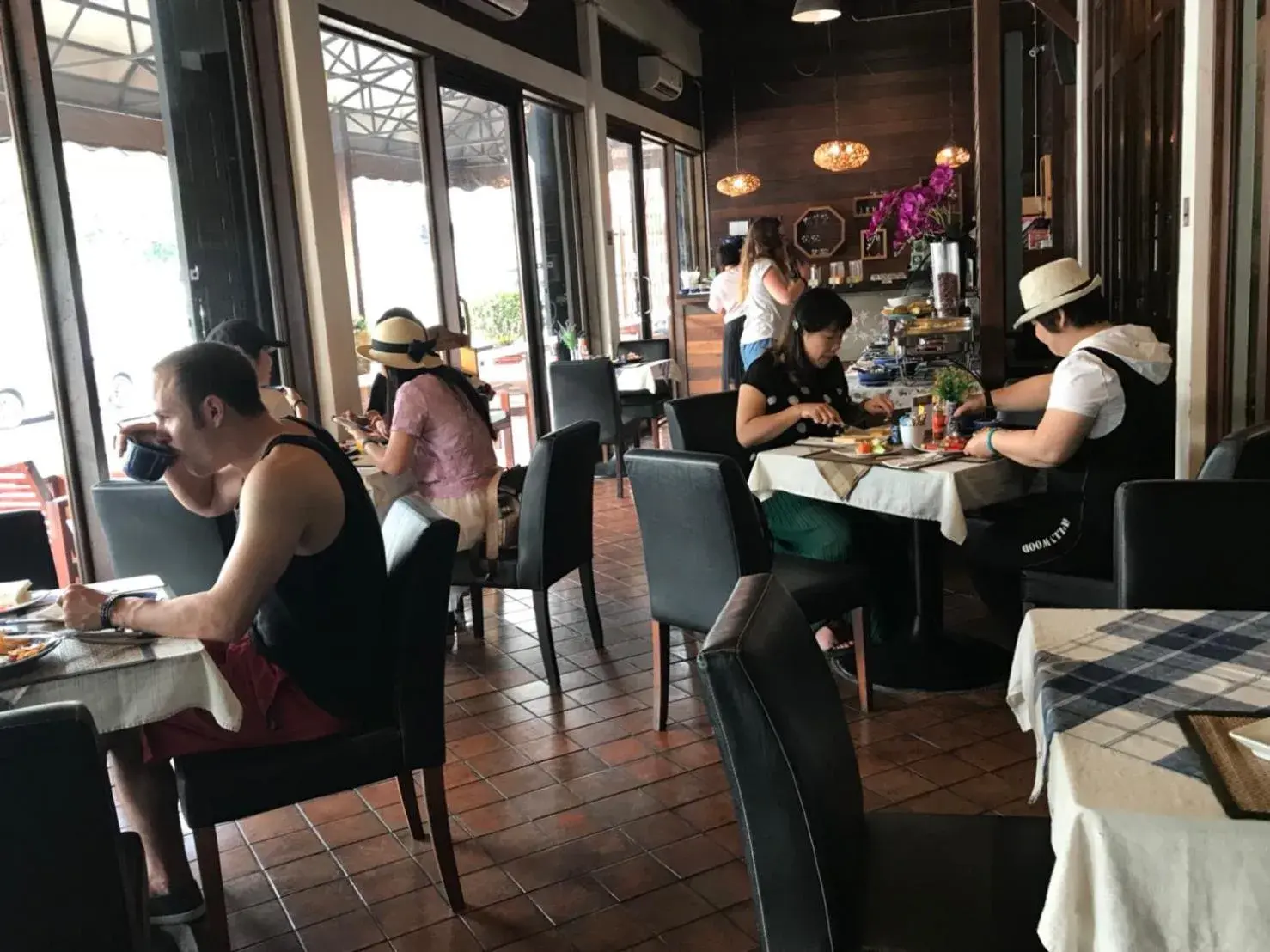 Restaurant/places to eat in Ban Chang Tong Restaurant/places to eat in Ban Chang Tong