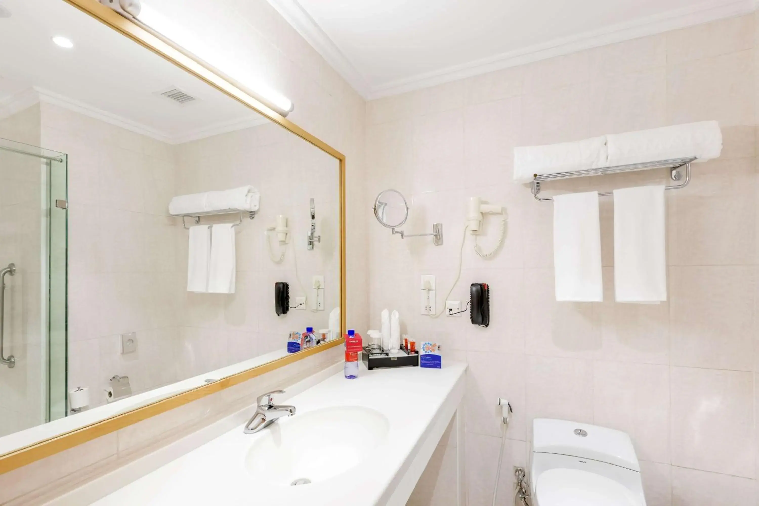 Bathroom in Ramada Addis, Addis Ababa Bathroom in Ramada Addis, Addis Ababa