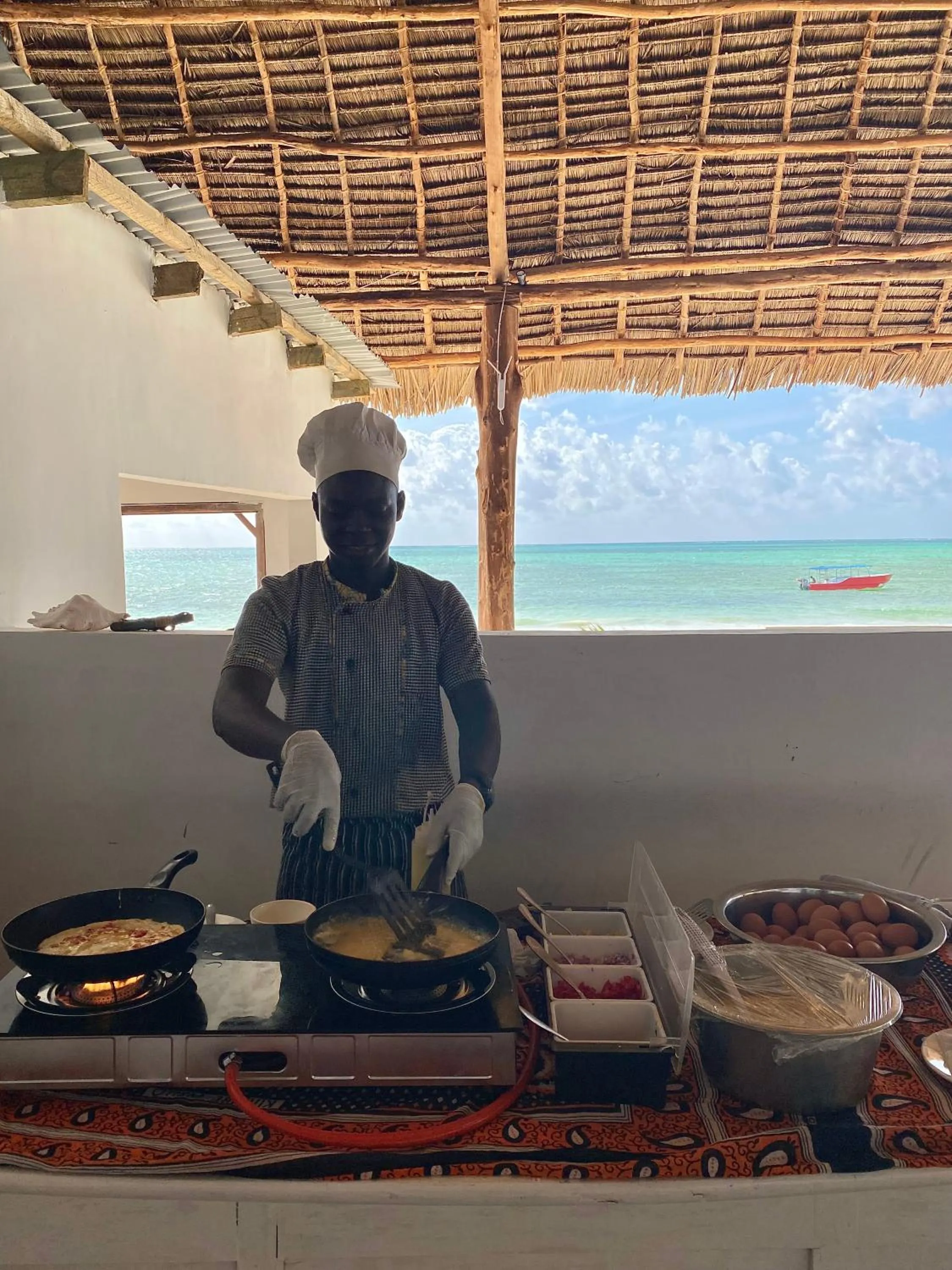 Restaurant/places to eat in Paje Beach Apartments & Hotel