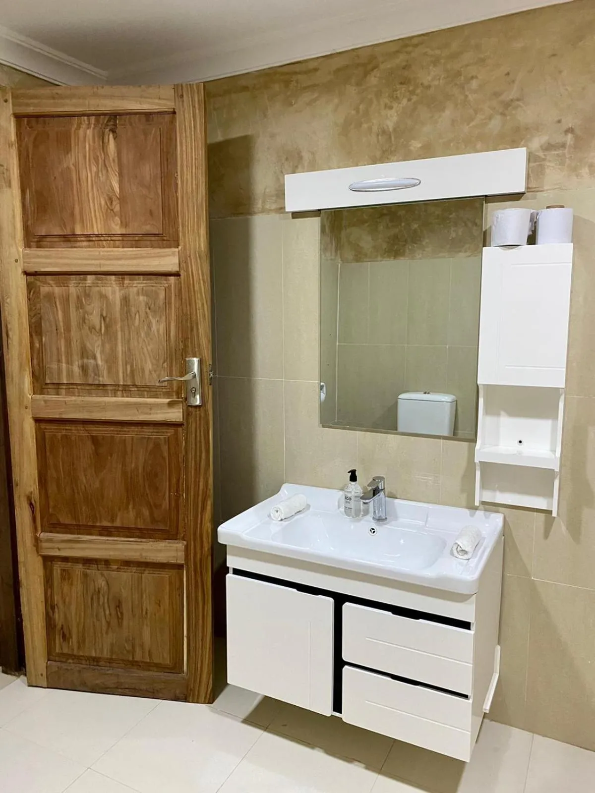 Bathroom in Paje Beach Apartments & Hotel