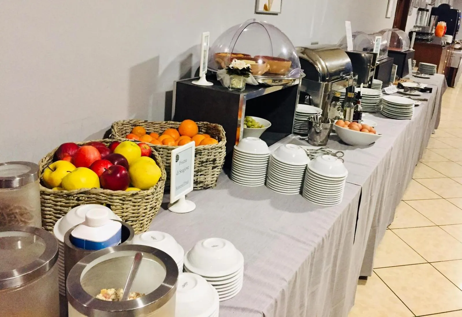 Food and drinks in Blu Hotel - Sure Hotel Collection by Best Western