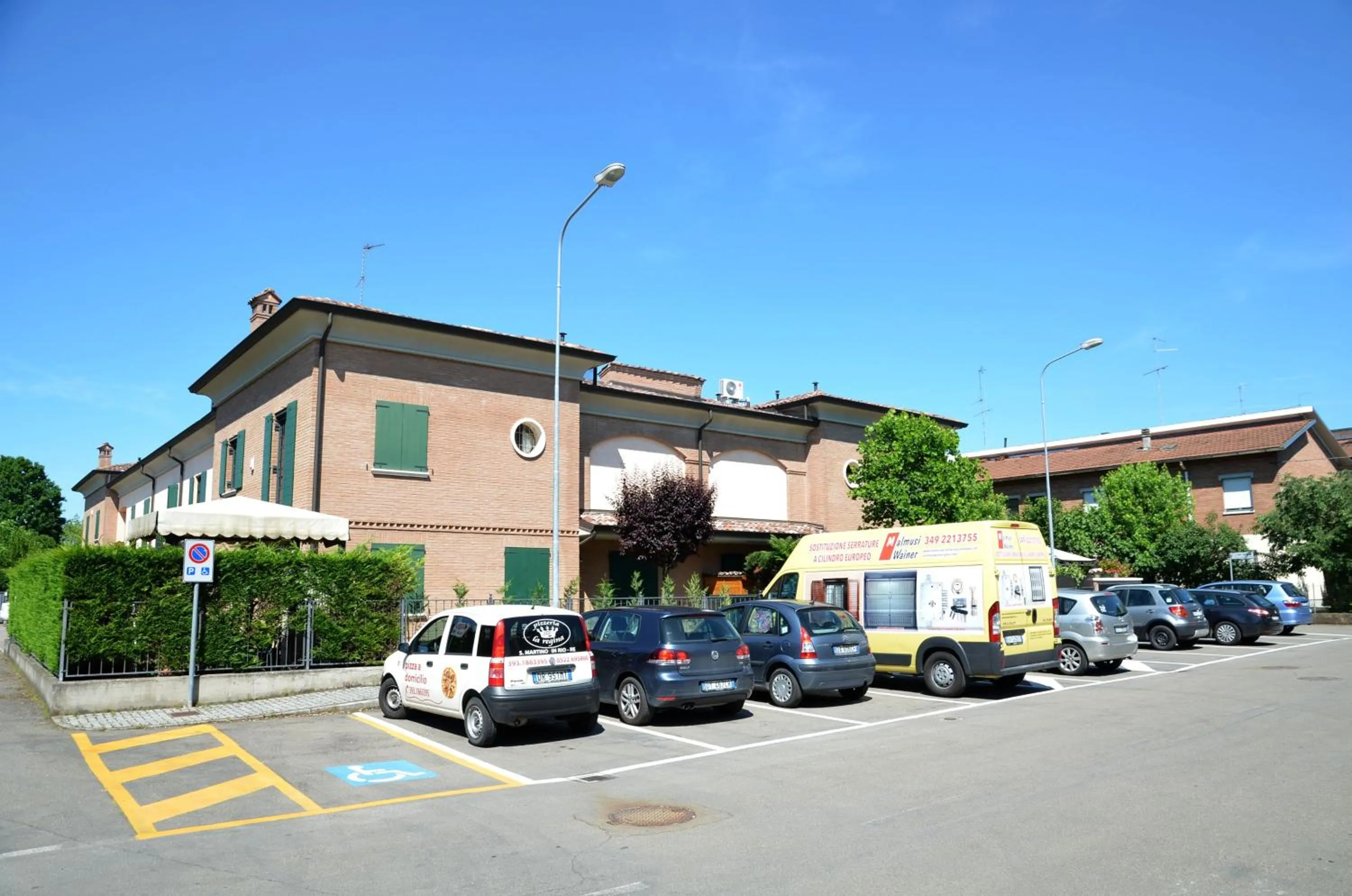 Property building in La Casetta