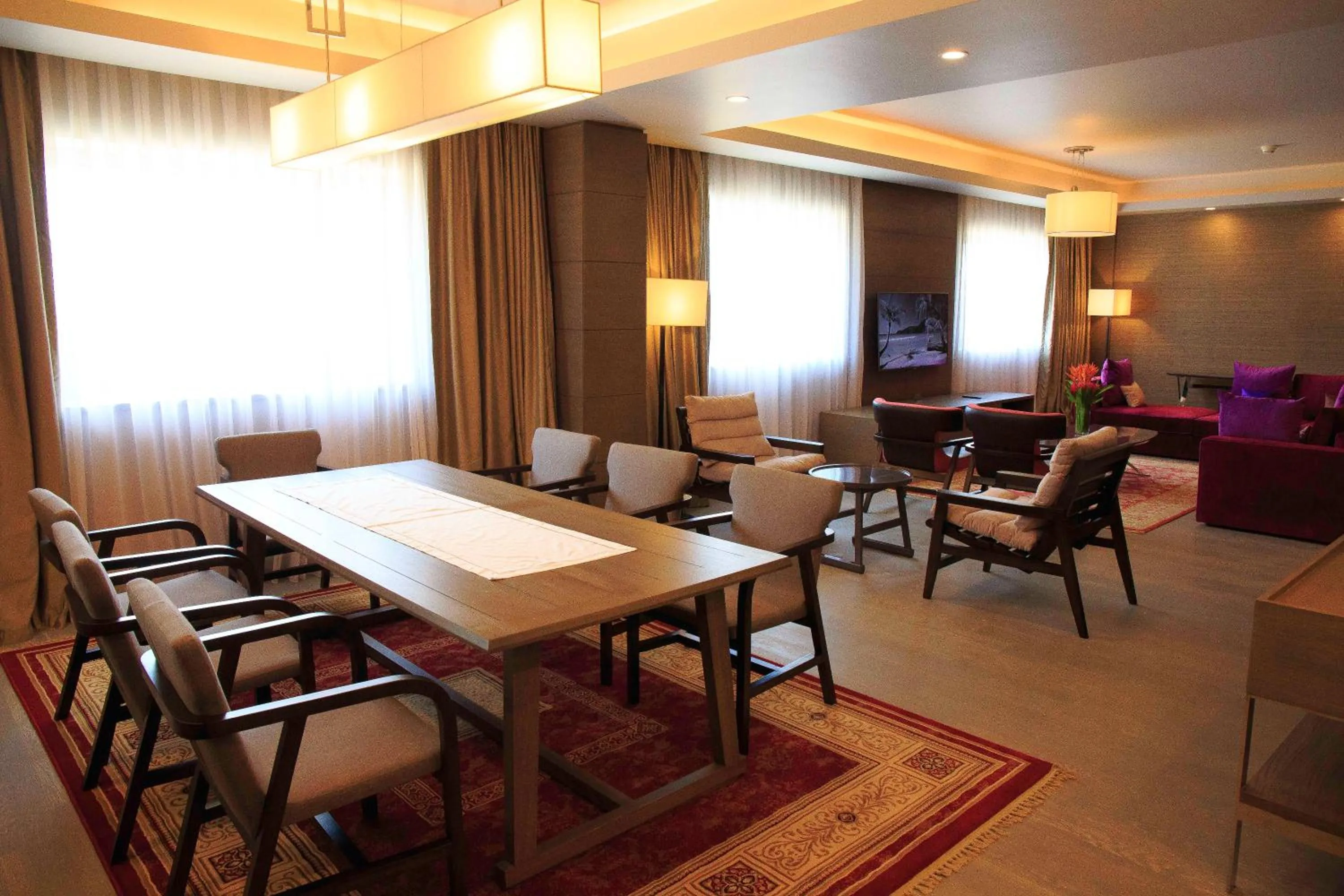 Business facilities in Radisson Blu Hotel, Abidjan Airport