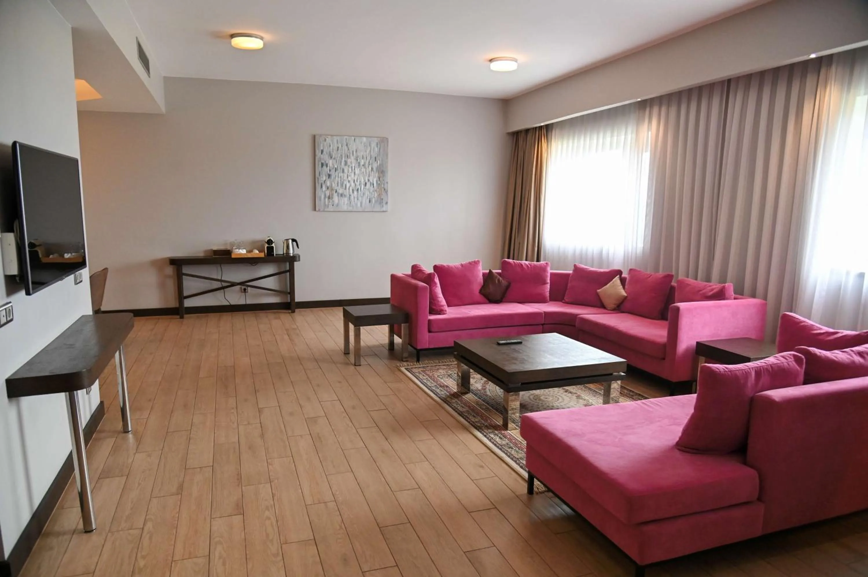 TV and multimedia in Radisson Blu Hotel, Abidjan Airport