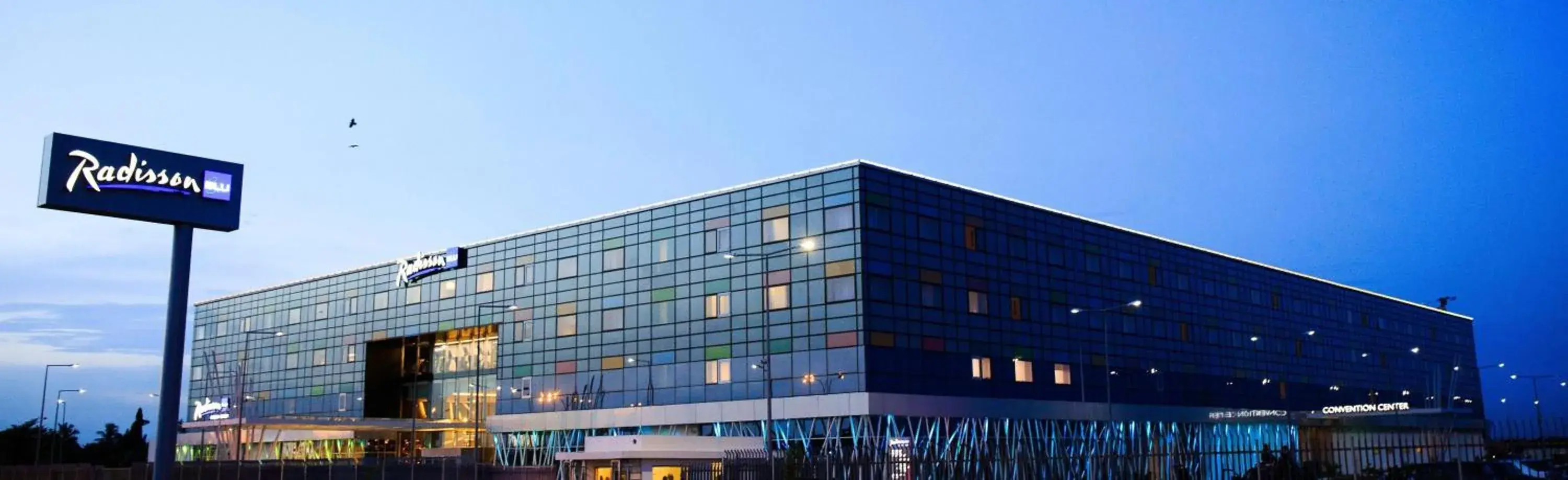 Property building in Radisson Blu Hotel, Abidjan Airport Property building in Radisson Blu Hotel, Abidjan Airport