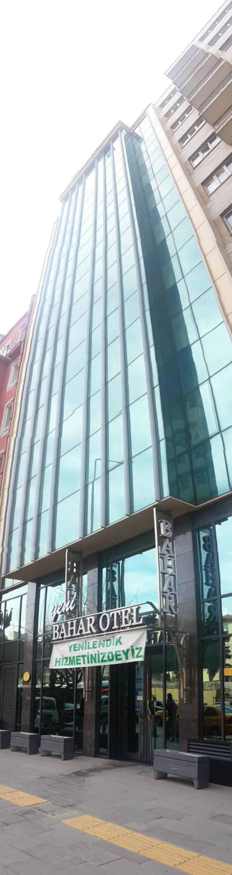 Facade/entrance in Yeni Bahar Otel