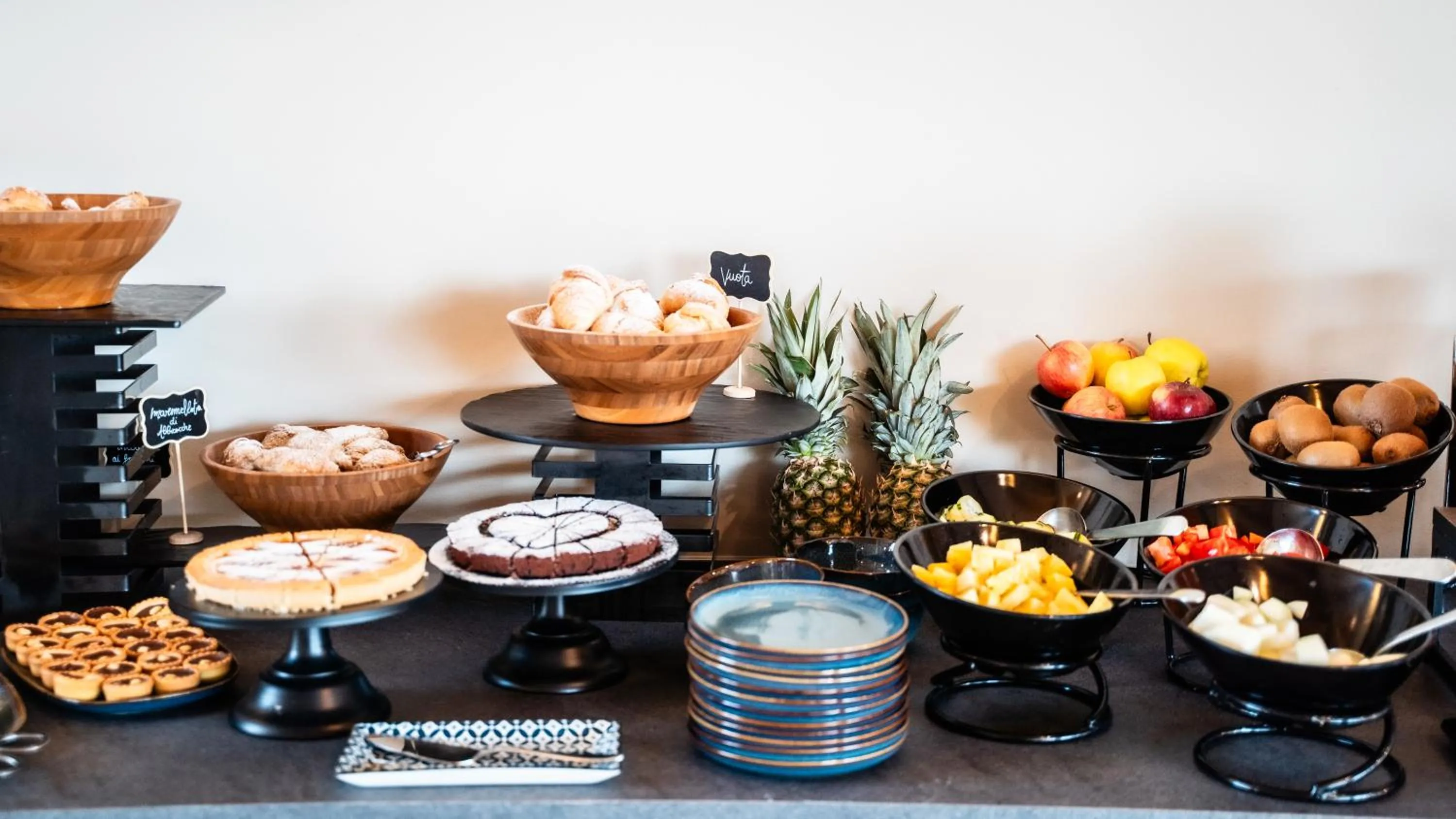 Food and drinks in Hotel Capolago