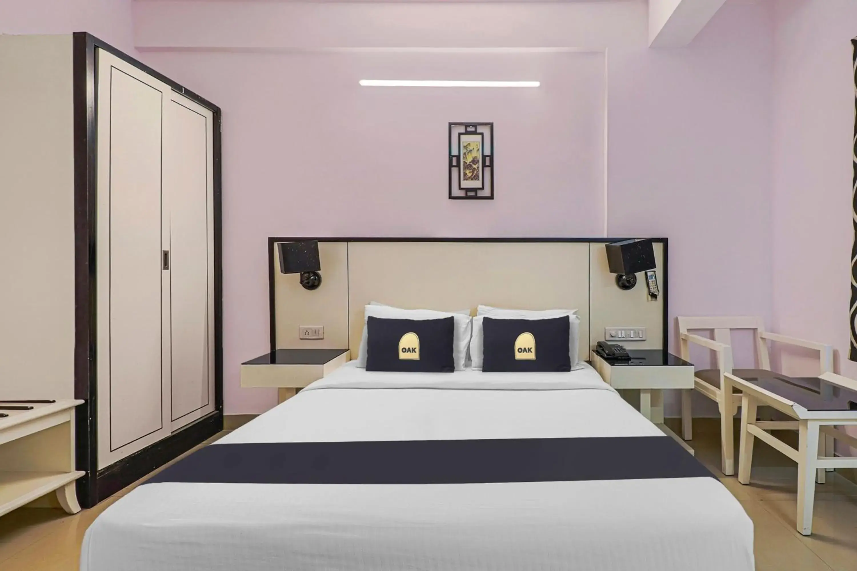 Bedroom, Bed in Collection O 29 Church's Inn Near Cubbon Park Bedroom, Bed in Collection O 29 Church's Inn Near Cubbon Park