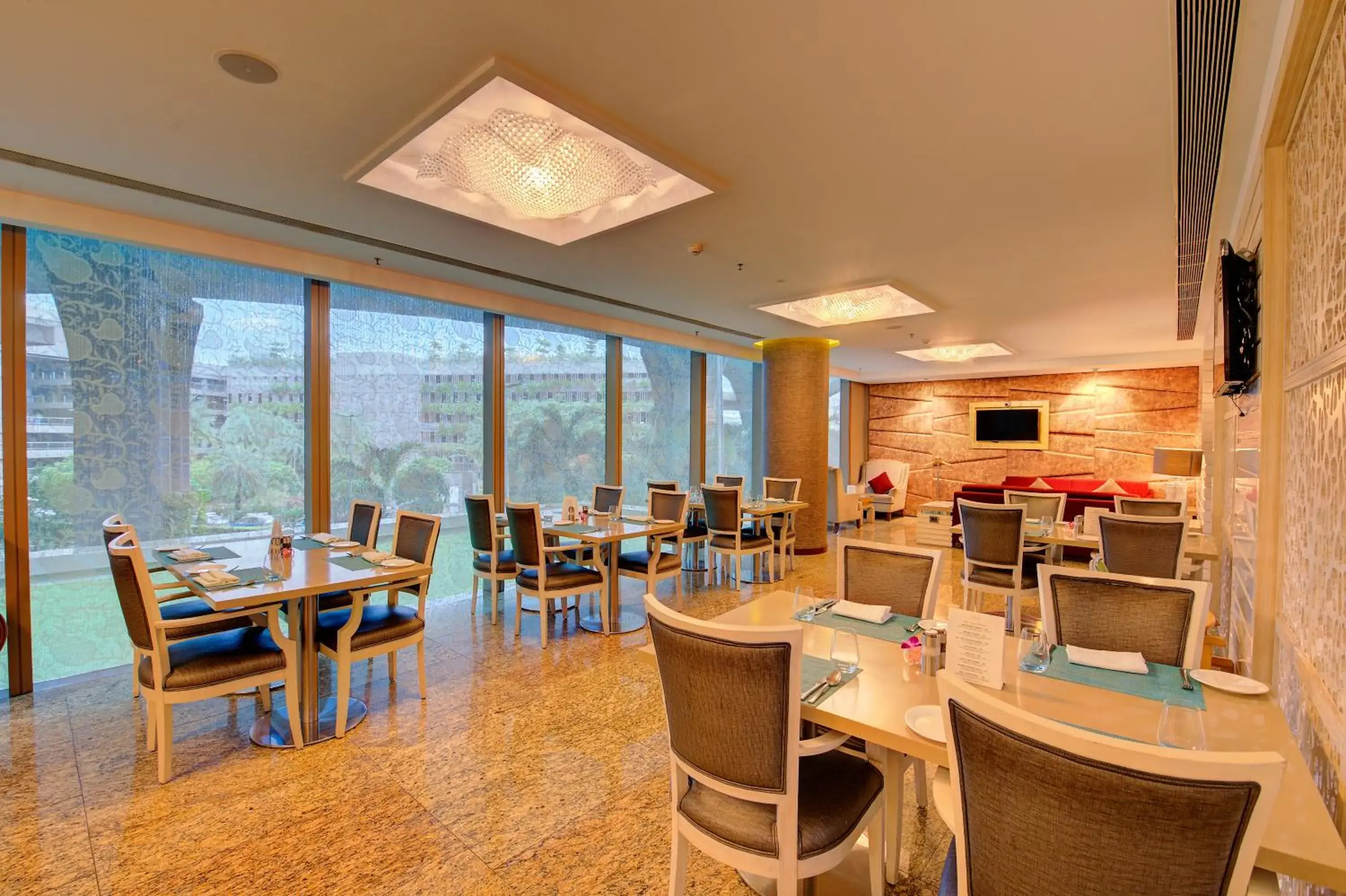 Restaurant/places to eat in Niranta Transit Hotel Mumbai Airport - At Arrivals Restaurant/places to eat in Niranta Transit Hotel Mumbai Airport - At Arrivals