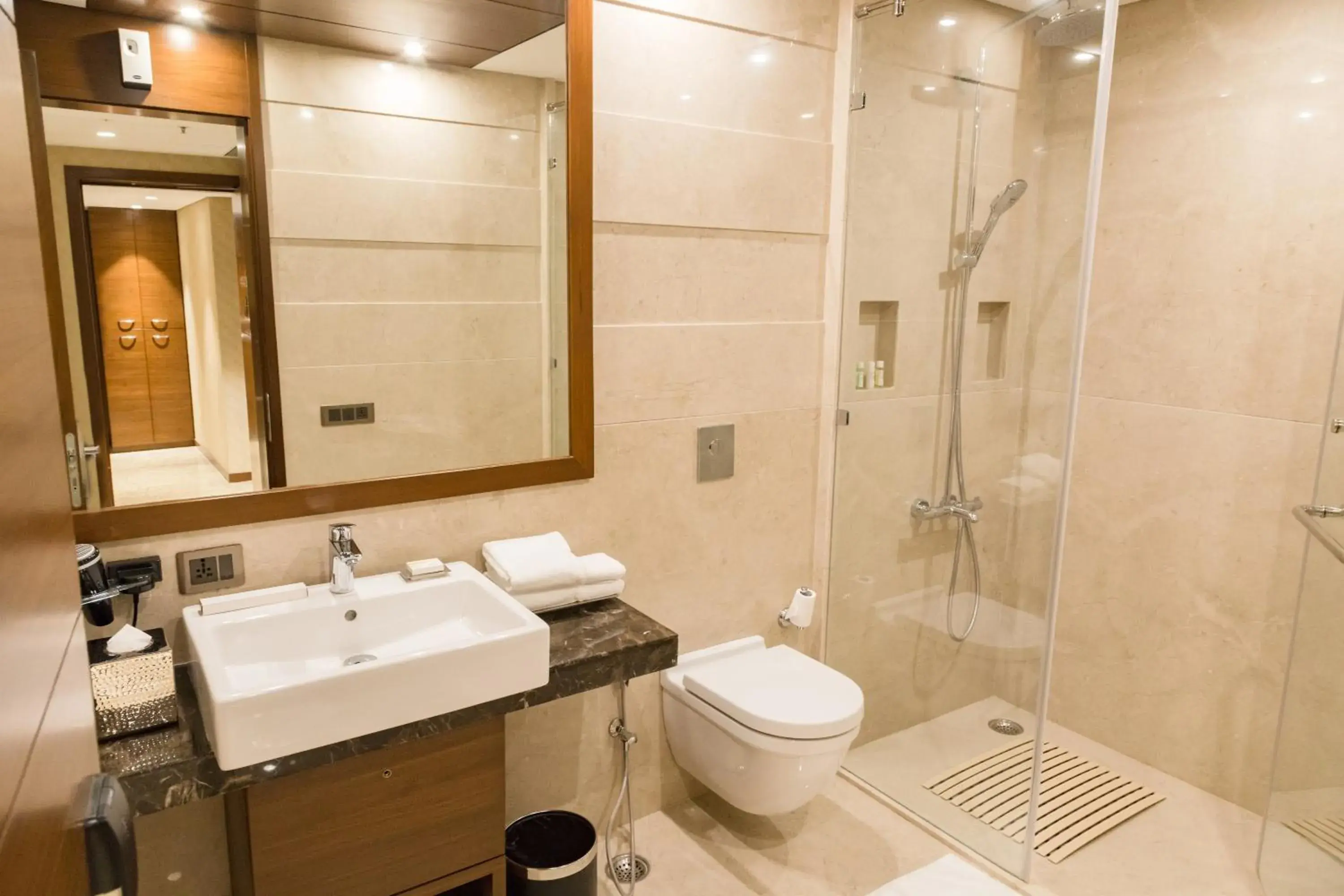Bathroom in Niranta Transit Hotel Mumbai Airport - At Arrivals Bathroom in Niranta Transit Hotel Mumbai Airport - At Arrivals
