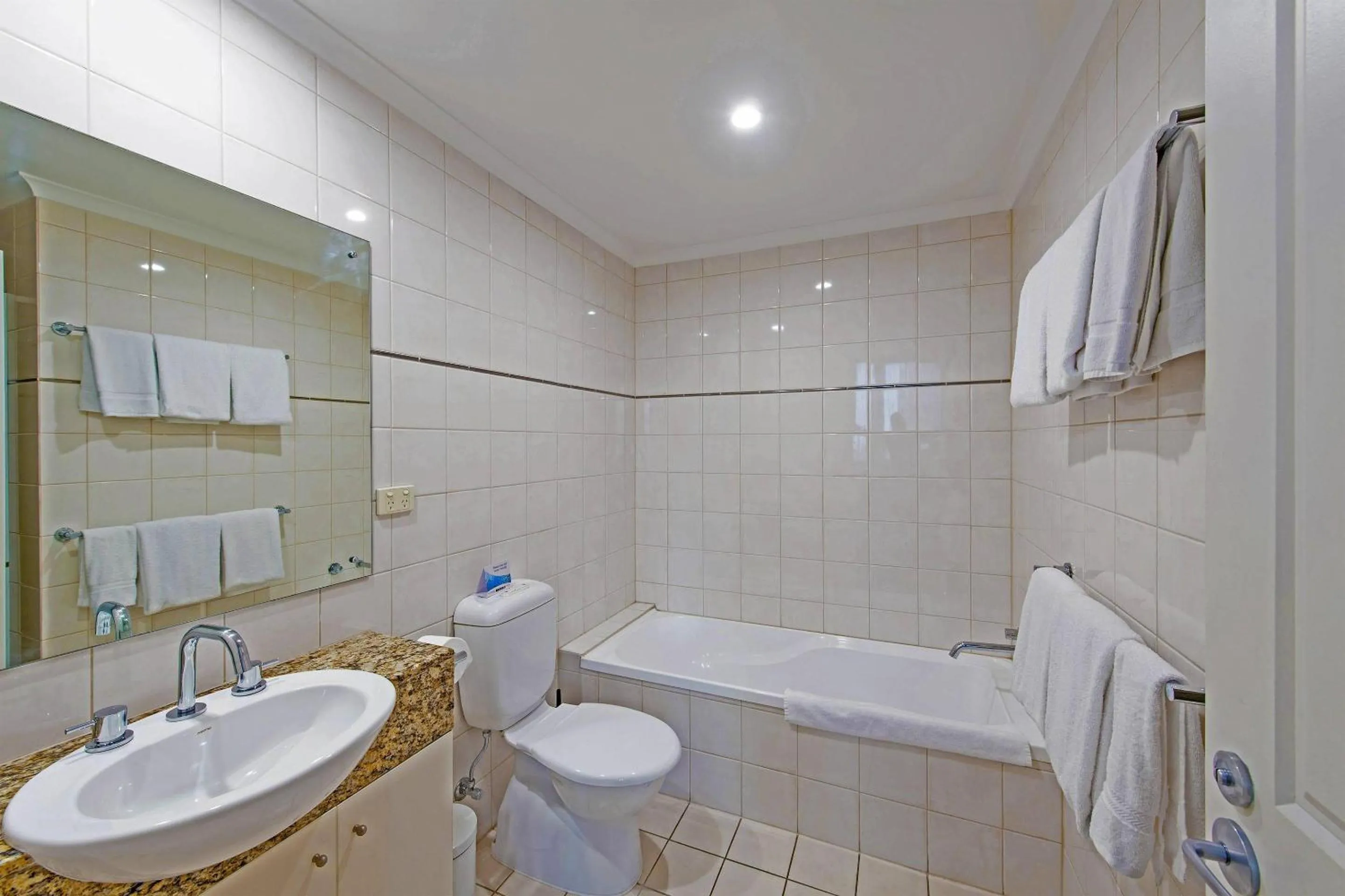 Bedroom in Quality Apartments Adelaide Central