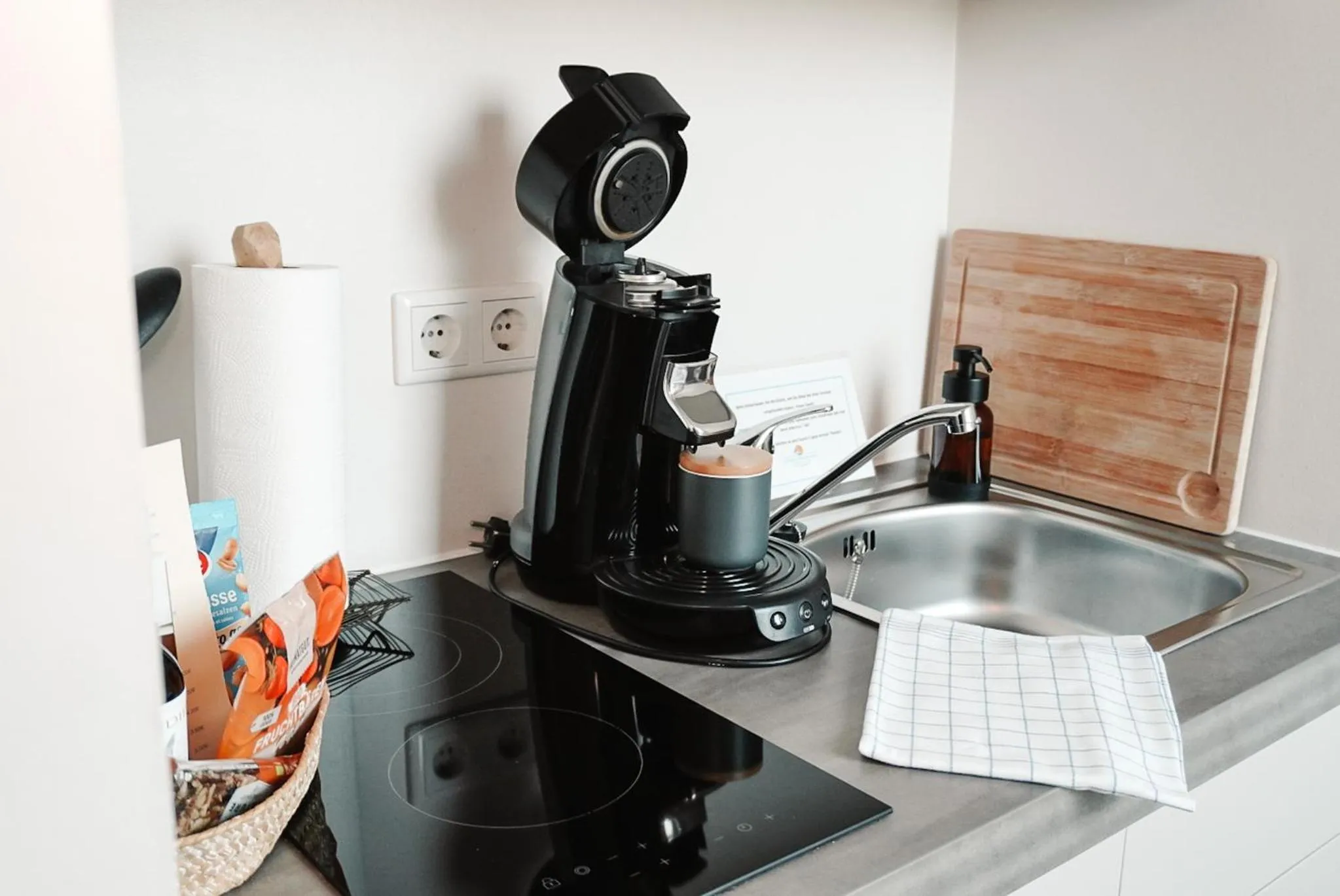 Kitchen or kitchenette in Ostsee-Strandhaus-Holnis