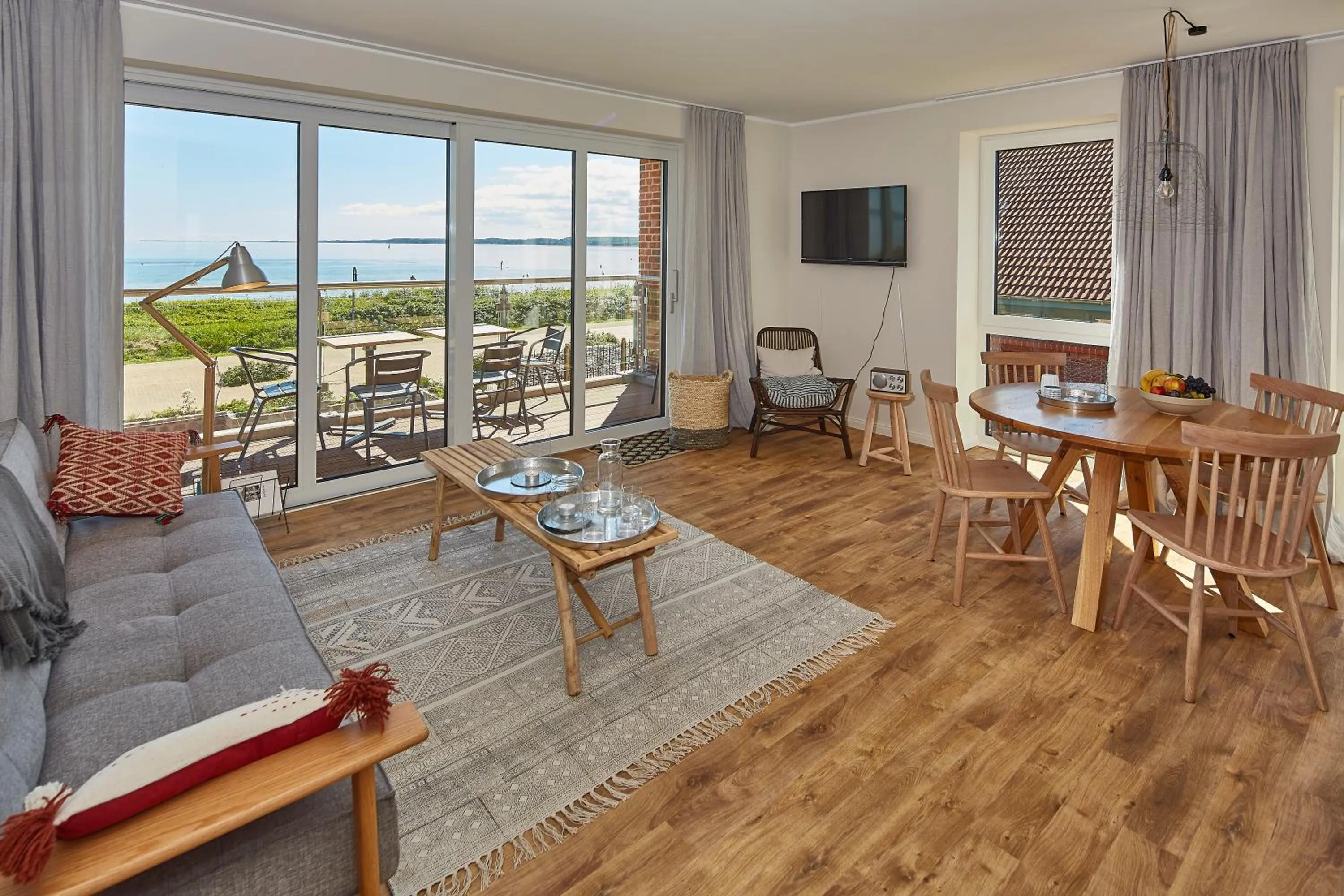 TV and multimedia in Ostsee-Strandhaus-Holnis