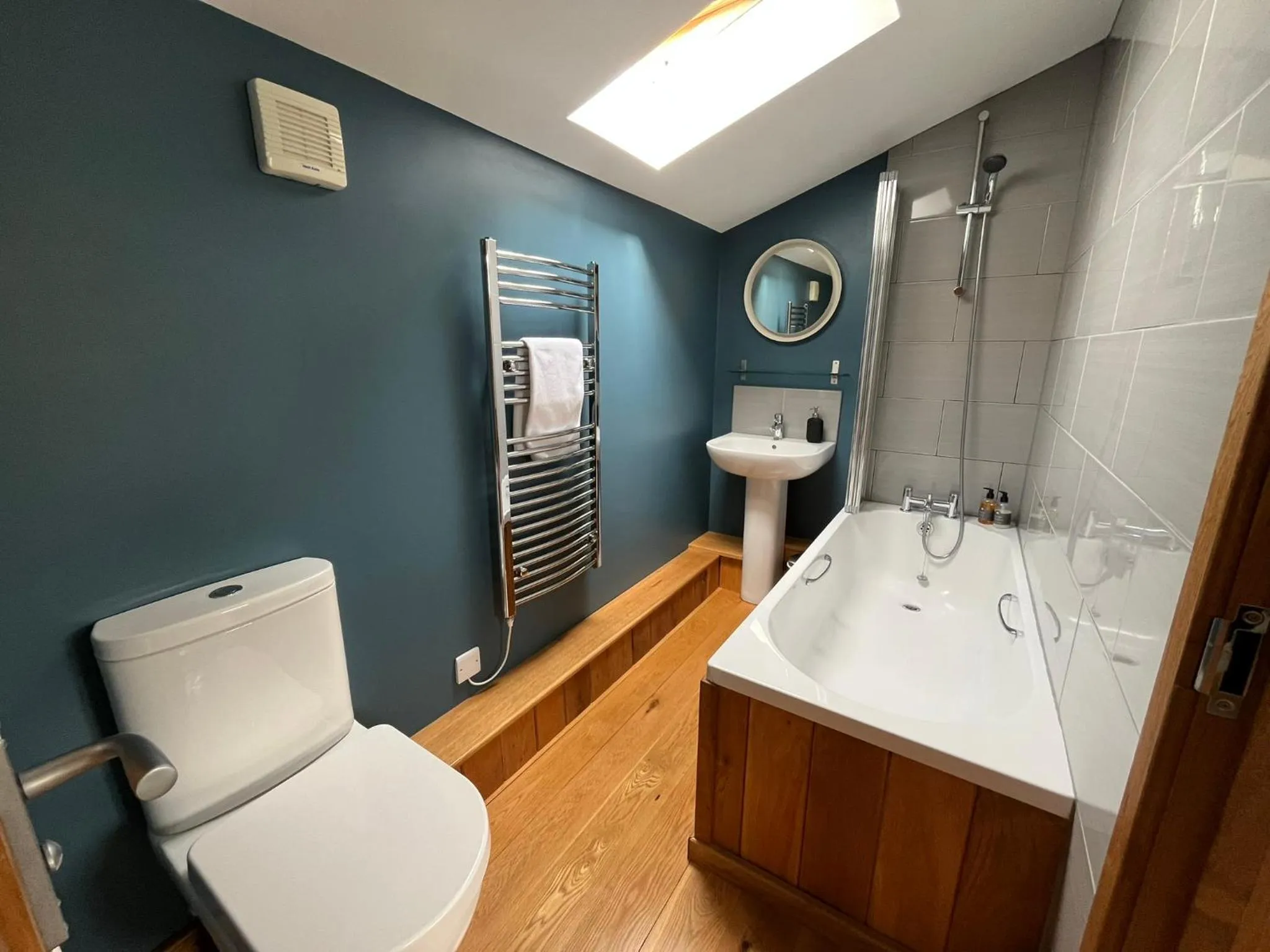 Bathroom in Ty Boia Bed & Breakfast