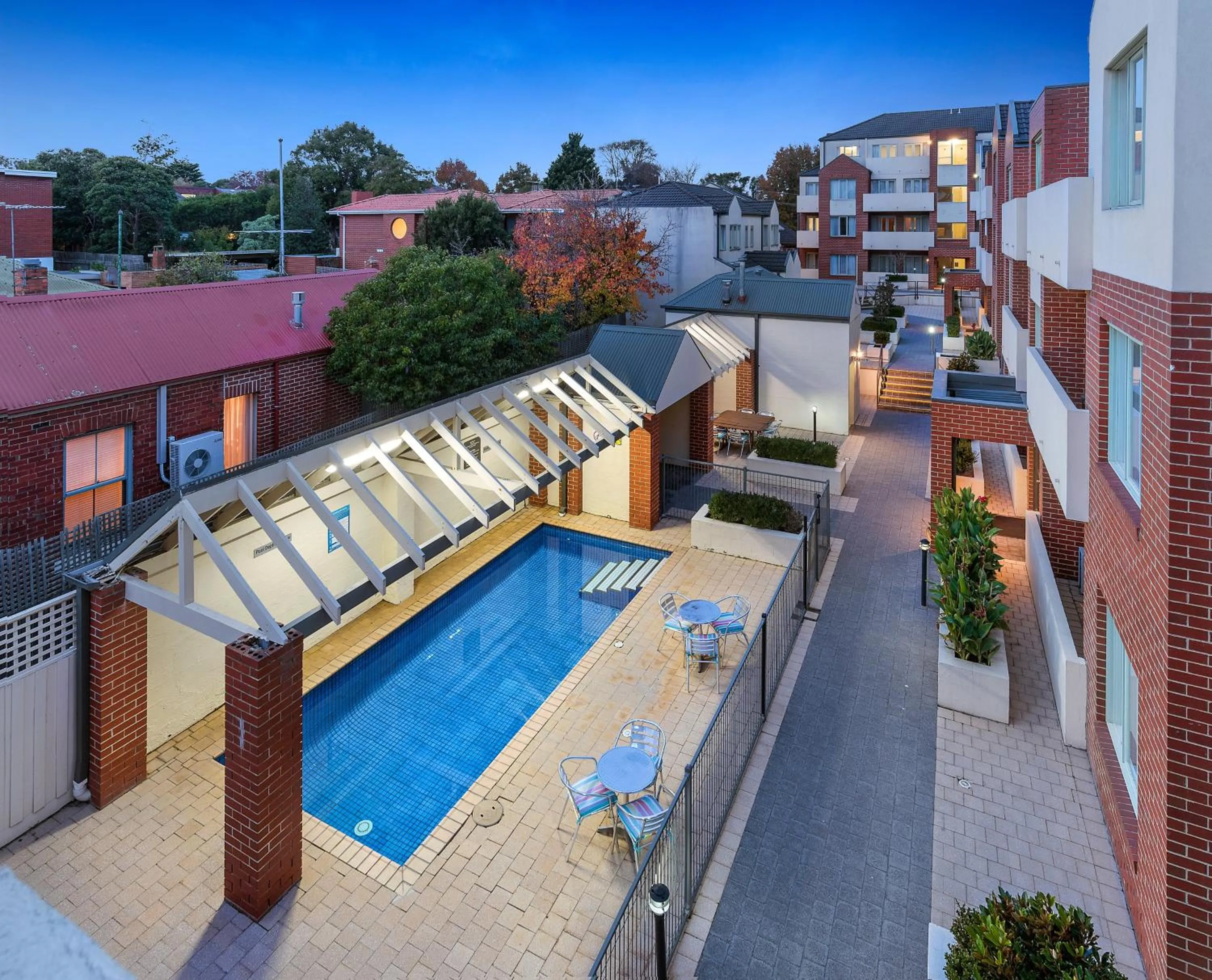 BBQ facilities in Aligned Corporate Residences Kew
