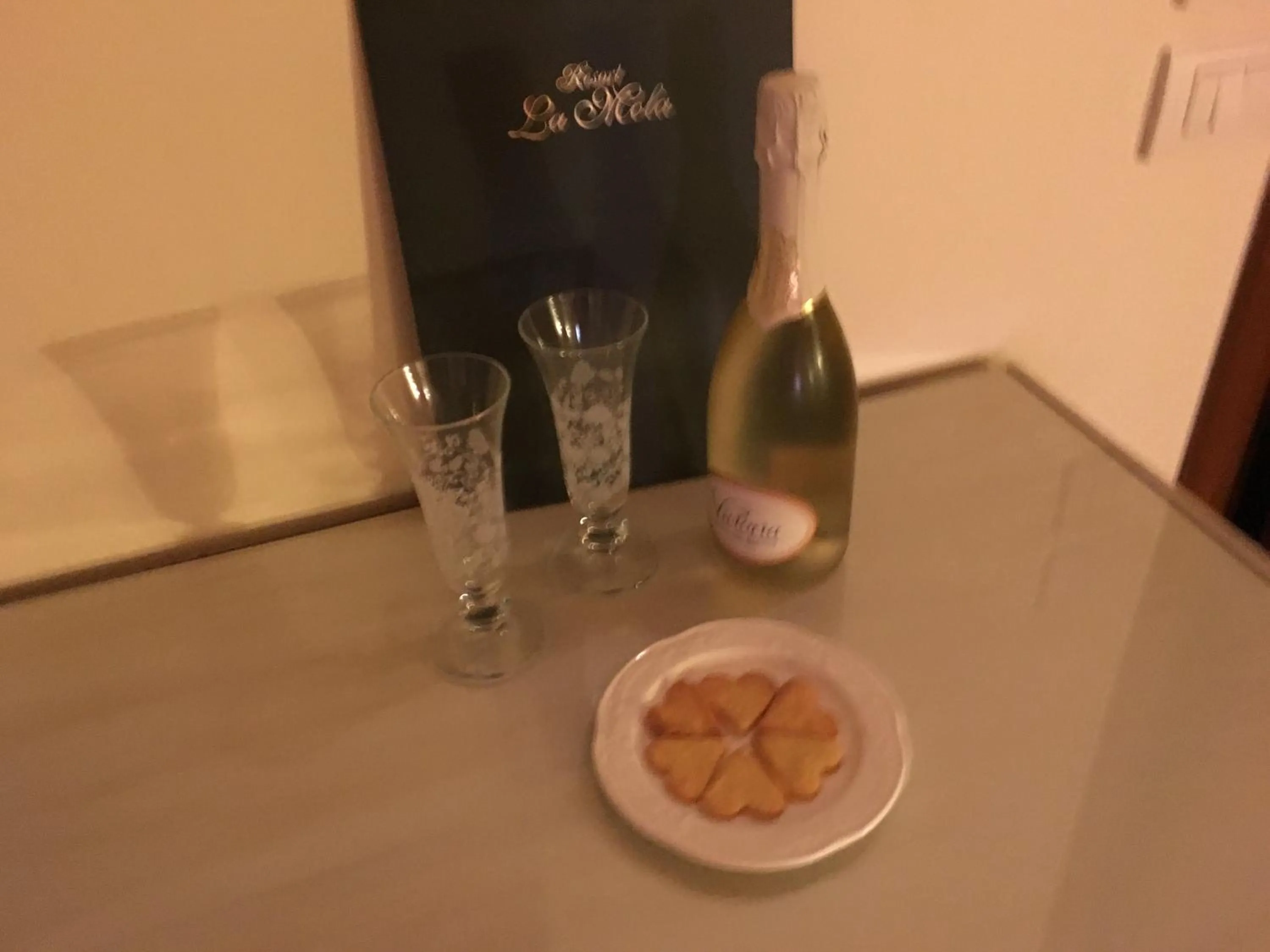 Food and drinks in Resort La Mola