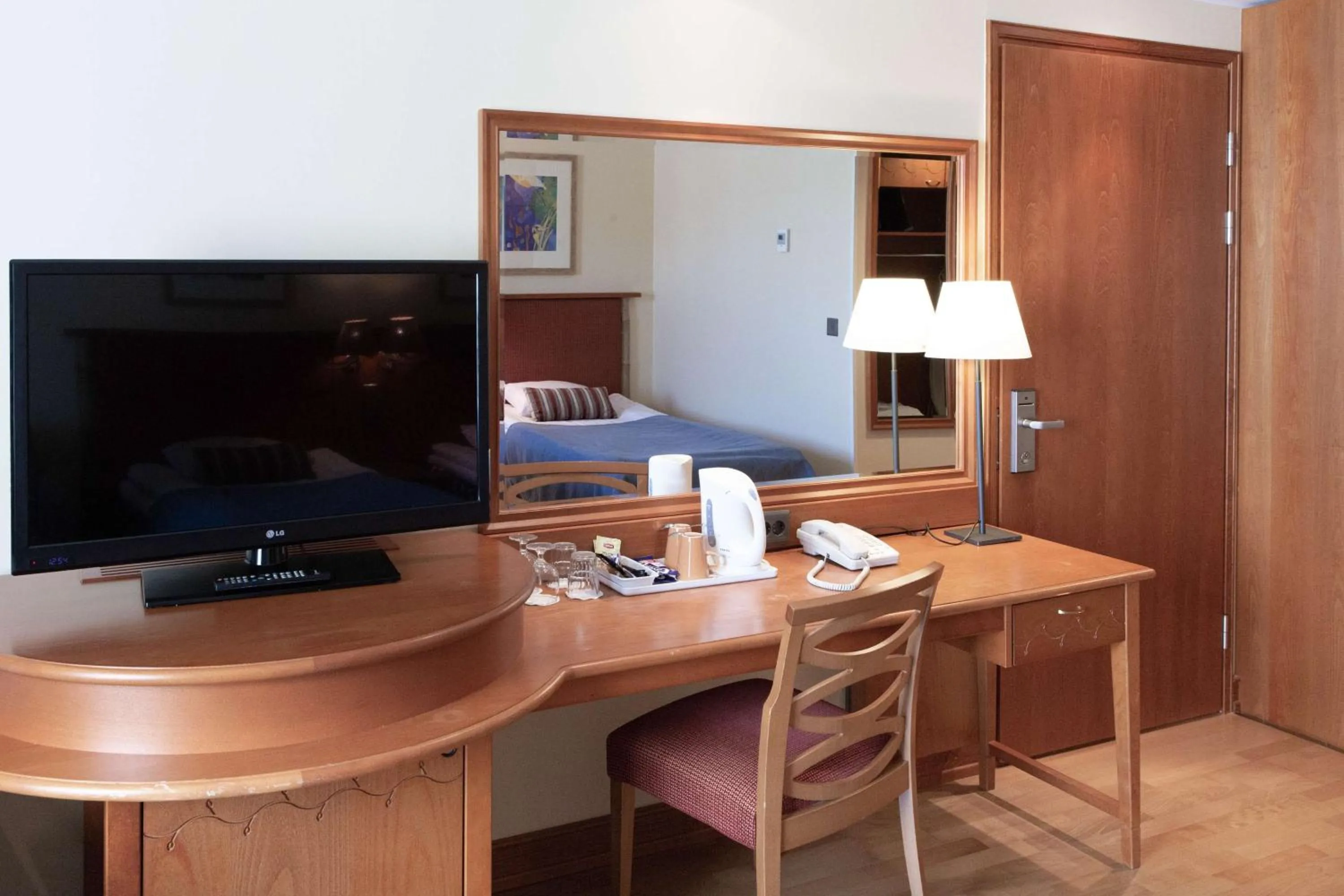 Bedroom in Scandic Eden Nokia