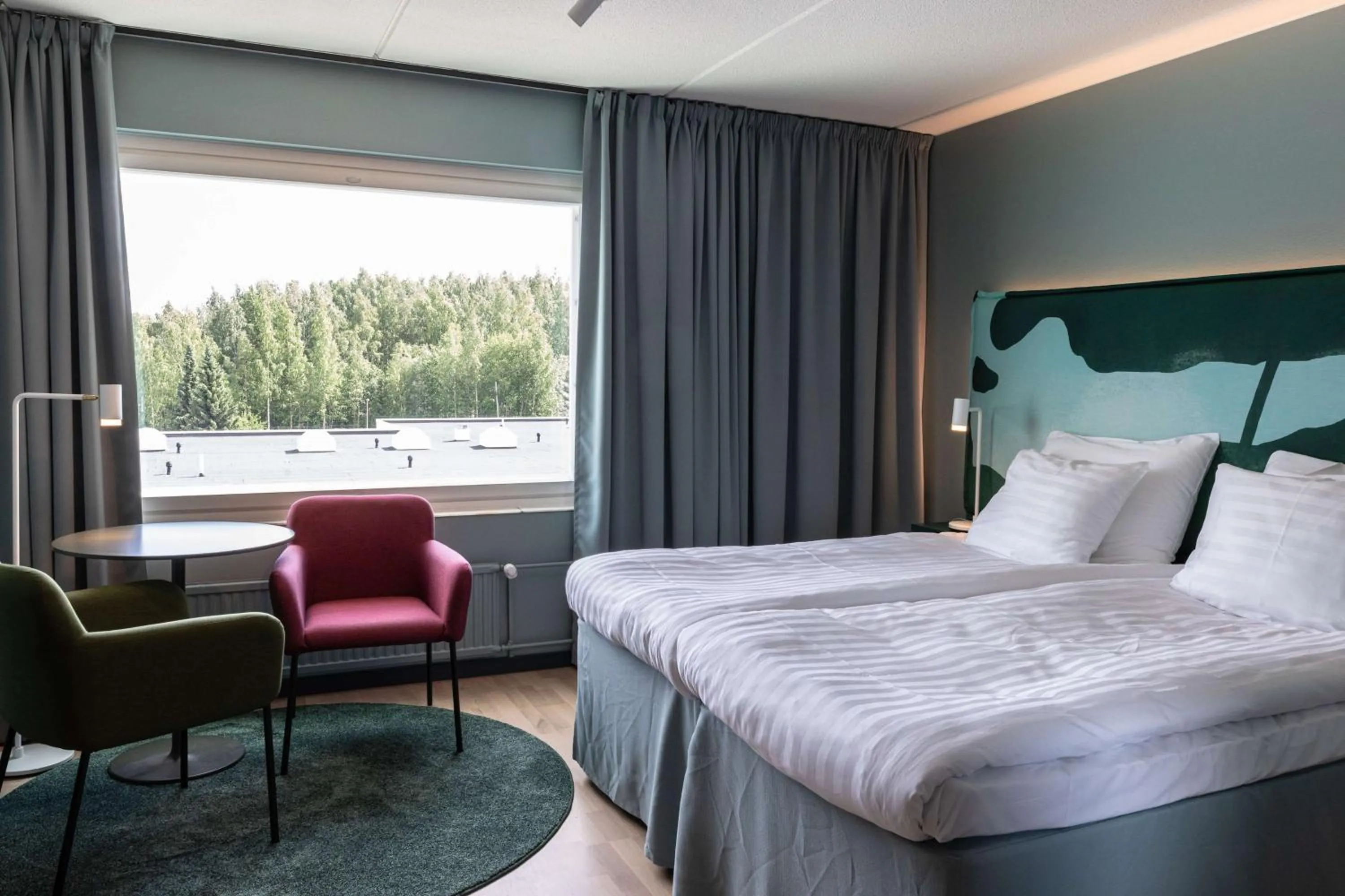 Bedroom, Bed in Scandic Eden Nokia