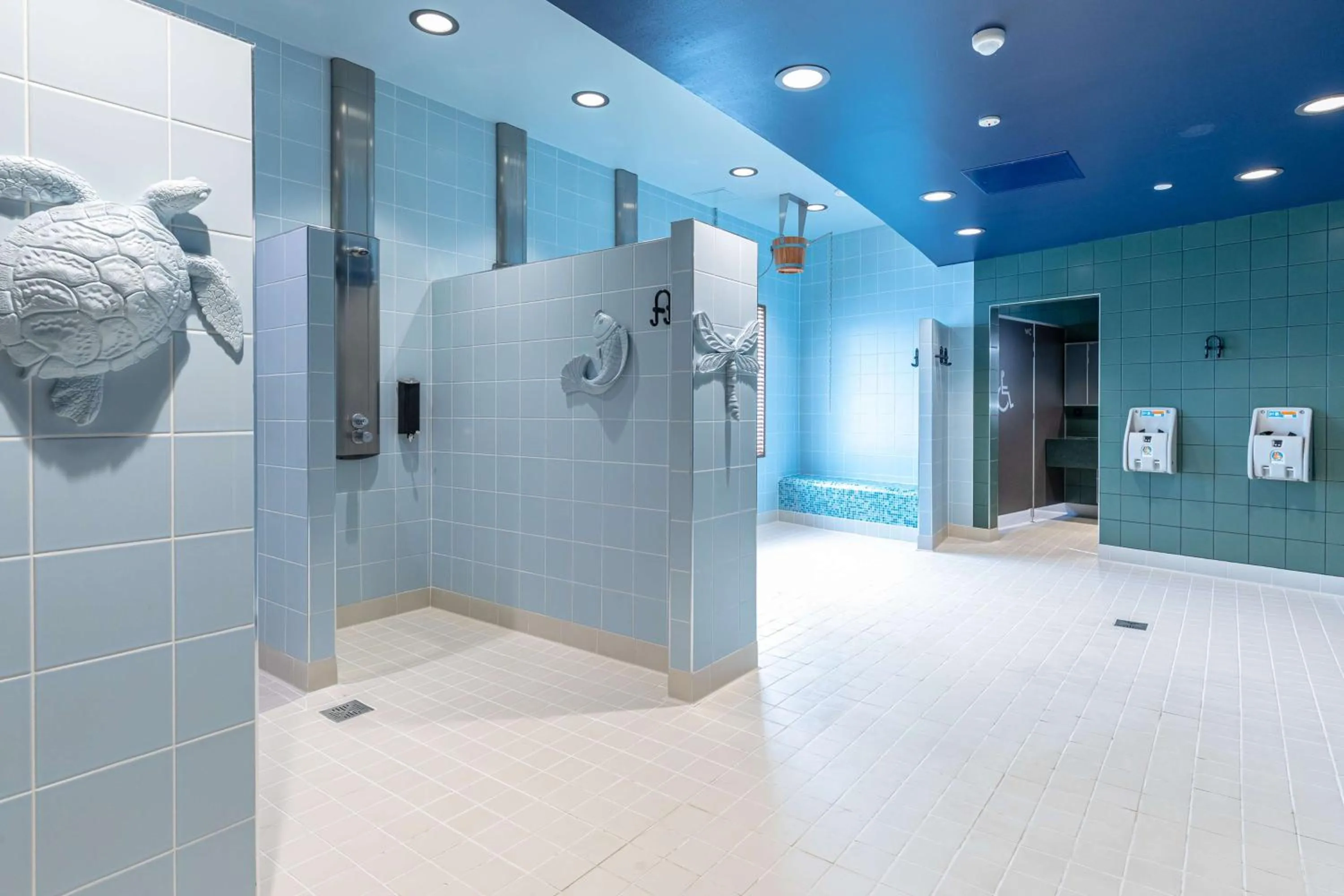 Shower in Scandic Eden Nokia