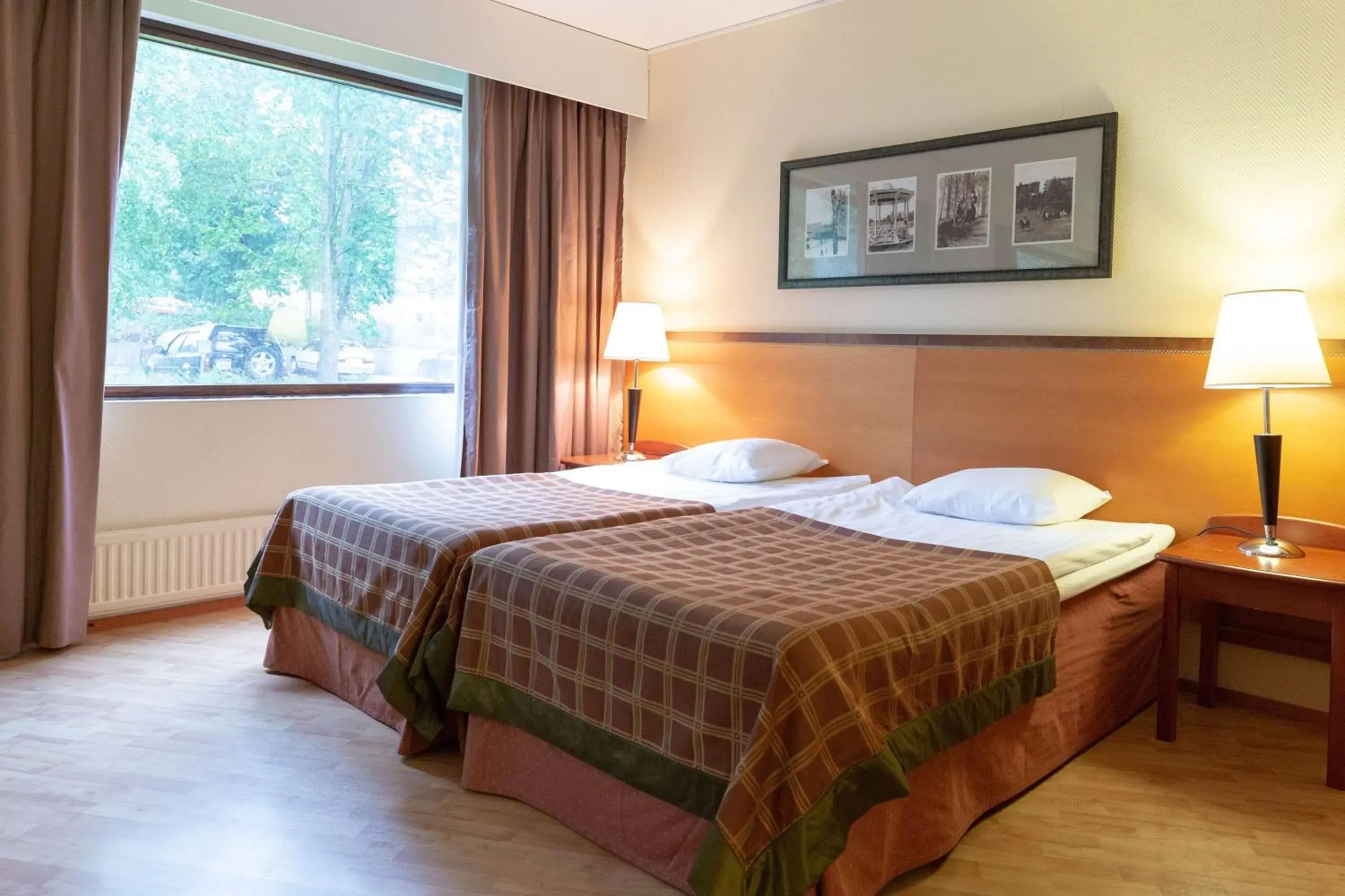 Bedroom, Bed in Scandic Aulanko Bedroom, Bed in Scandic Aulanko