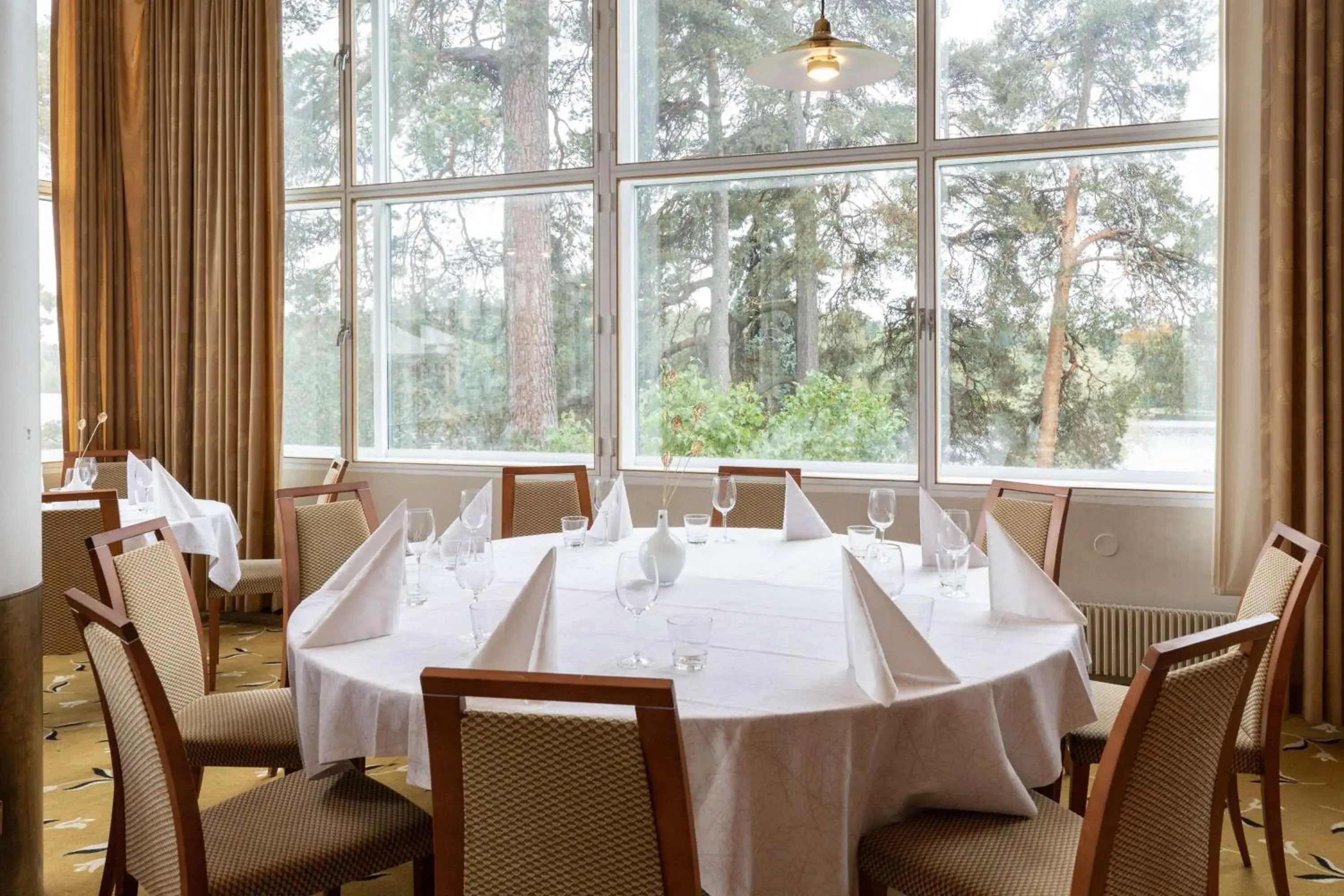 Restaurant/places to eat in Scandic Aulanko Restaurant/places to eat in Scandic Aulanko