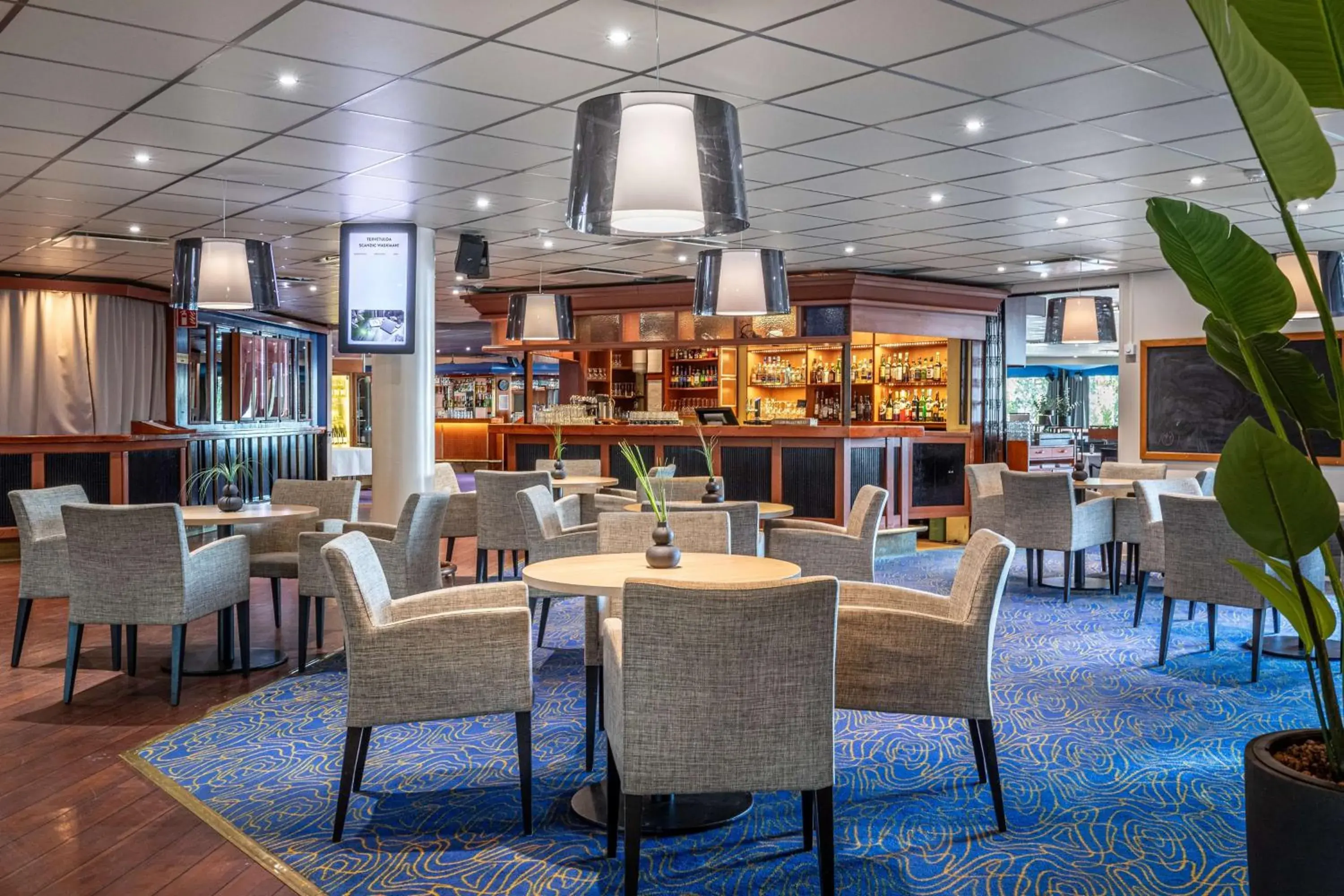 Lounge or bar in Scandic Waskia Lounge or bar in Scandic Waskia