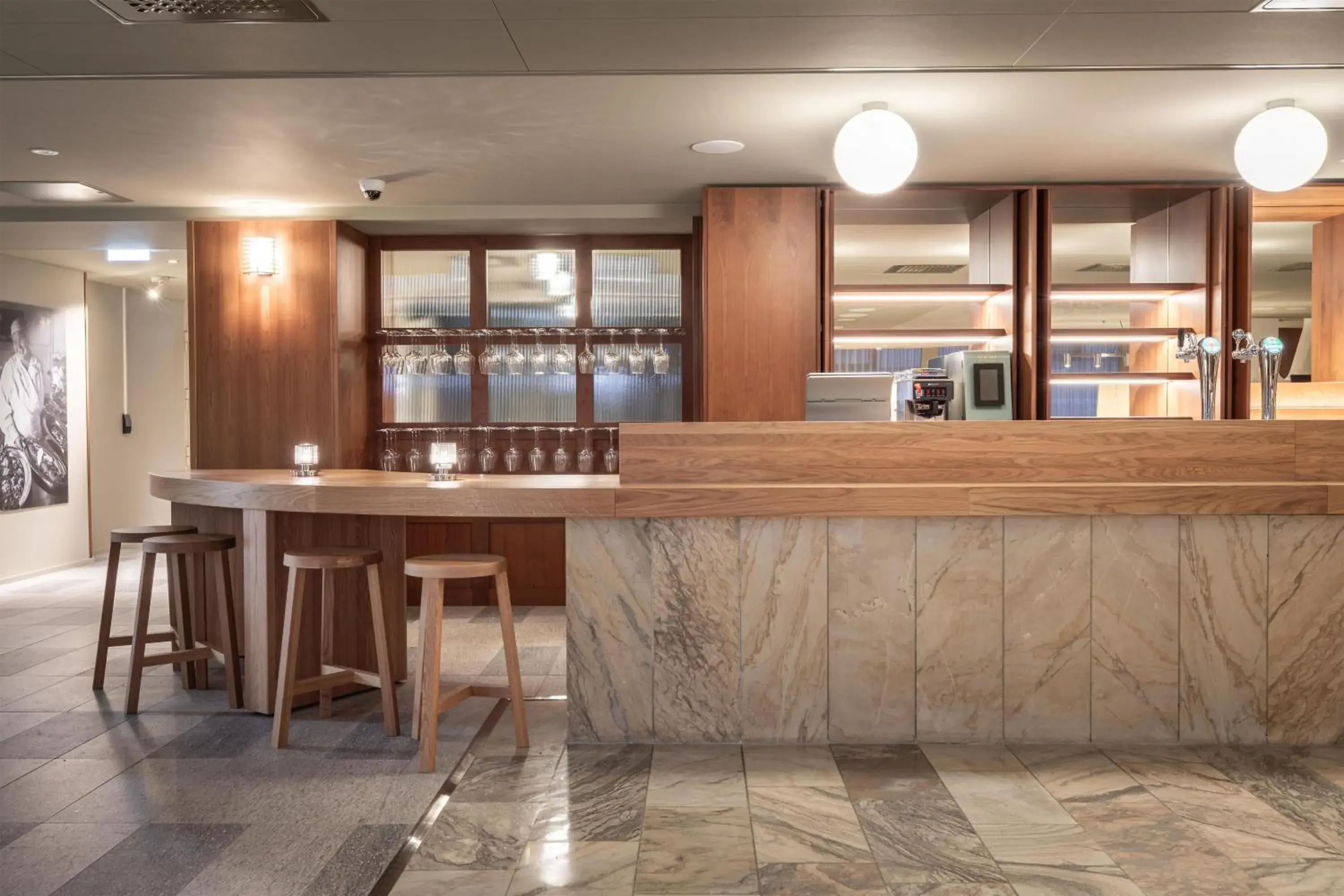 Lounge or bar in Scandic Pohjanhovi Lounge or bar in Scandic Pohjanhovi