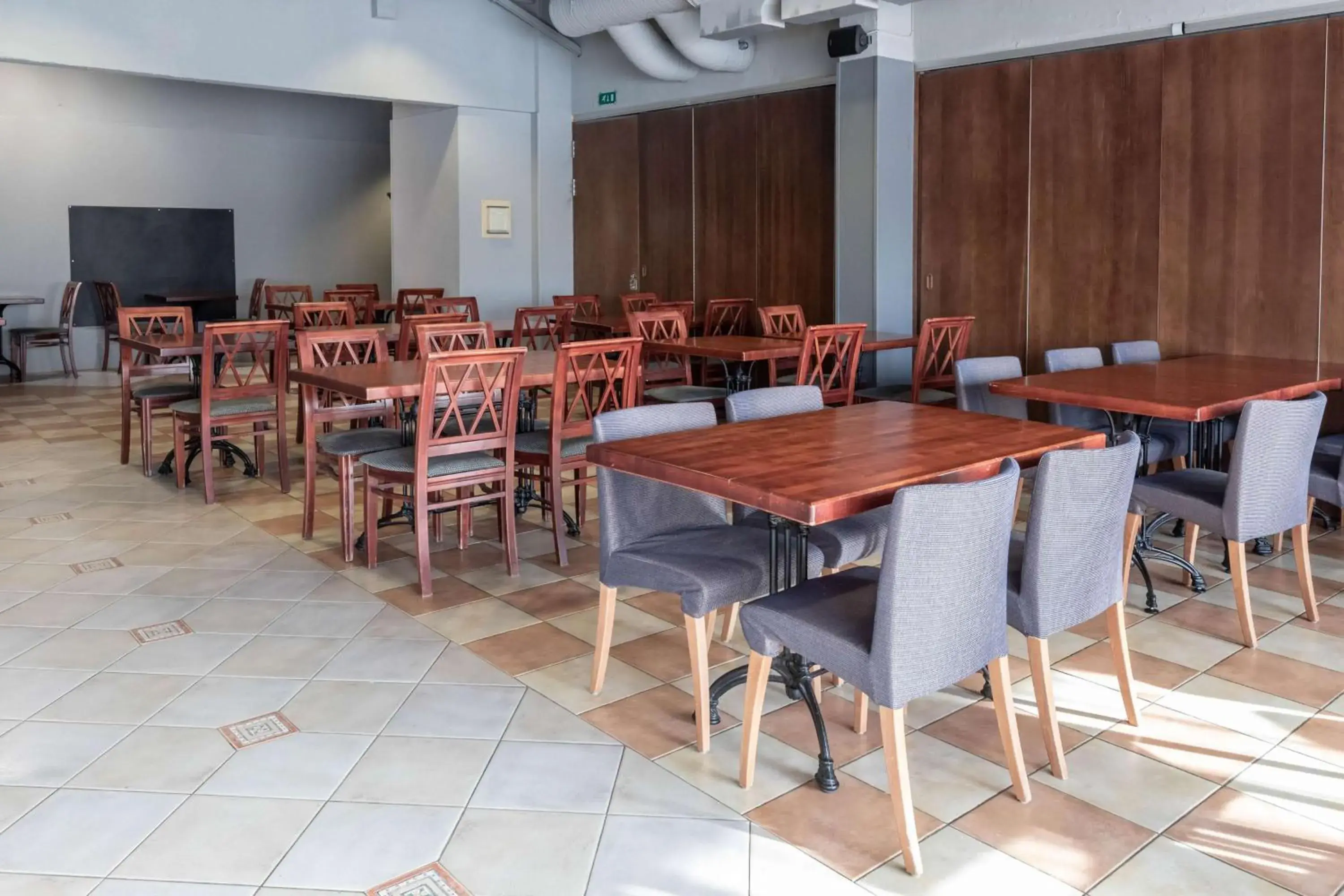 Restaurant/places to eat in Scandic Espoo Restaurant/places to eat in Scandic Espoo