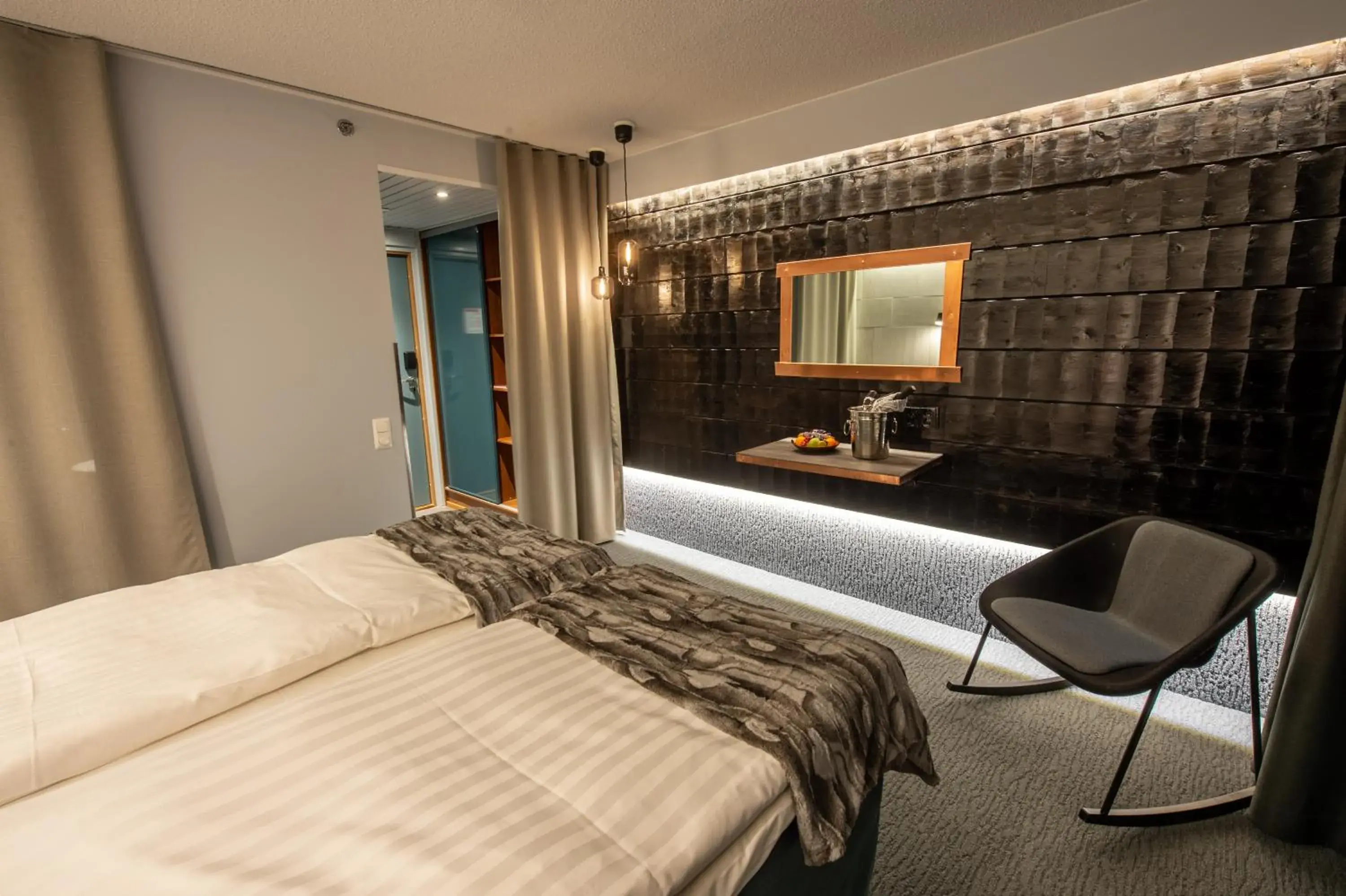 Standard Twin Room with Mountain View - single occupancy in Hotel Iso-Syöte Standard Twin Room with Mountain View - single occupancy in Hotel Iso-Syöte