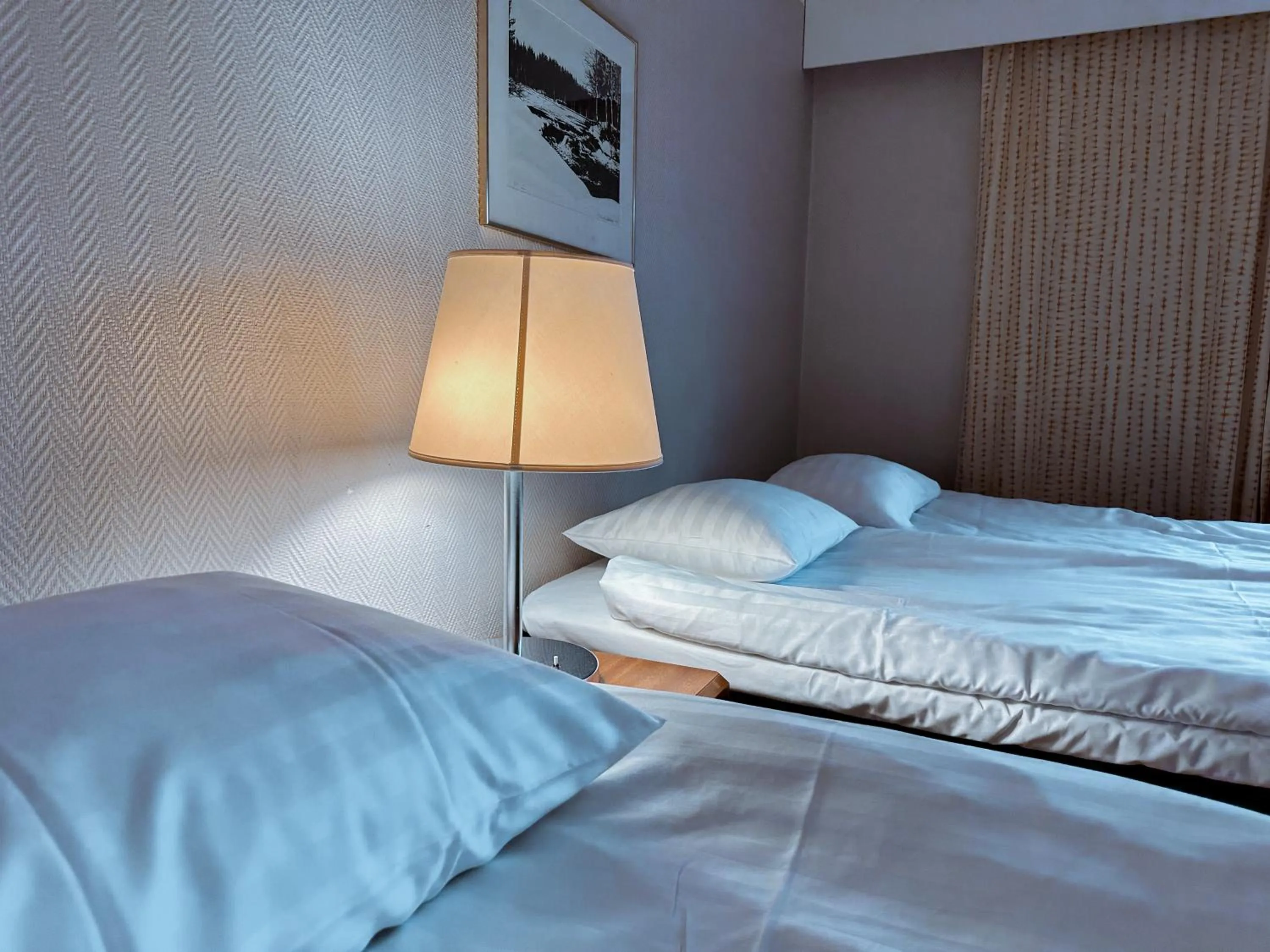 Bed in Hotel Sommelo