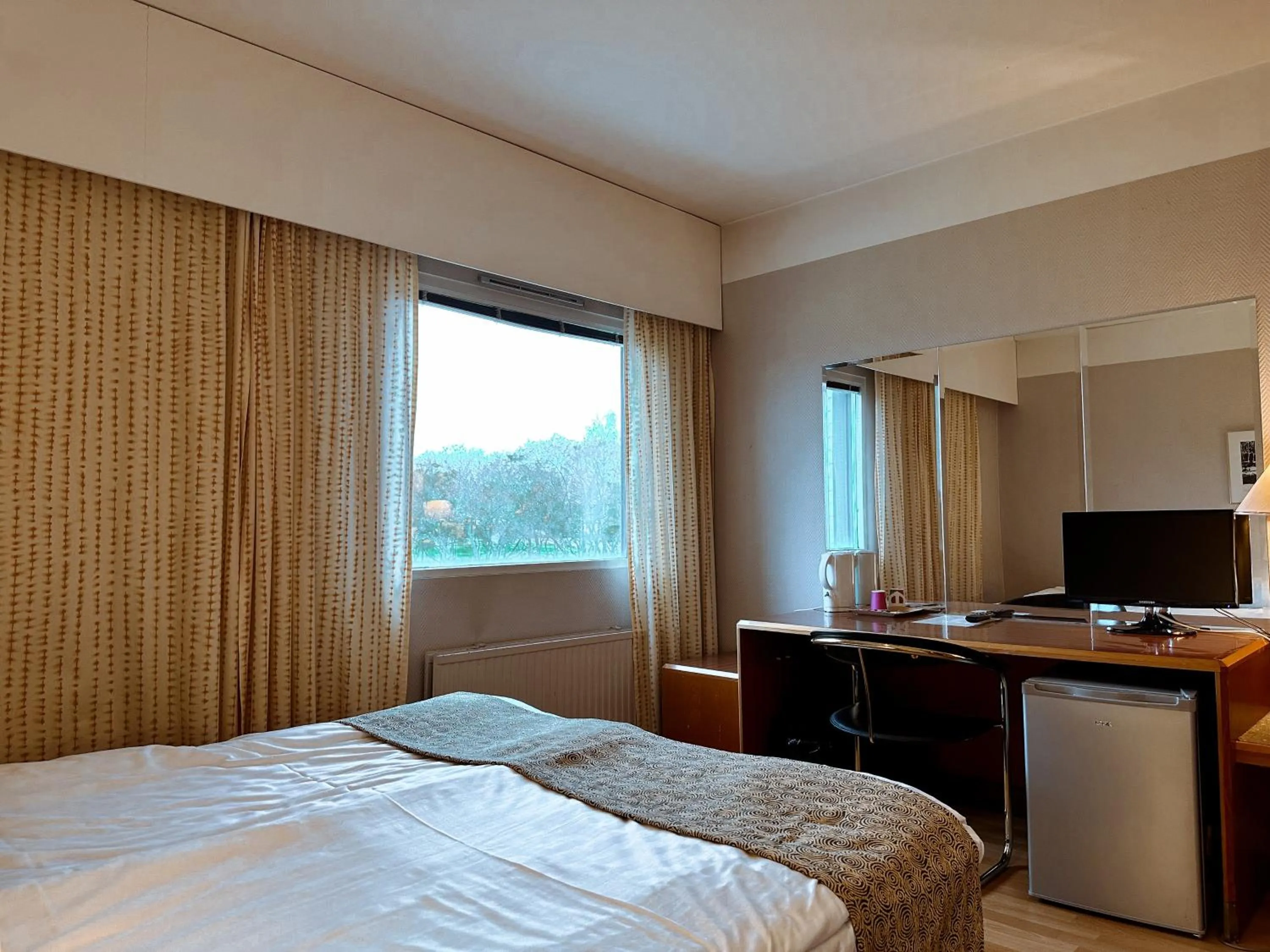 Photo of the whole room, Bed in Hotel Sommelo