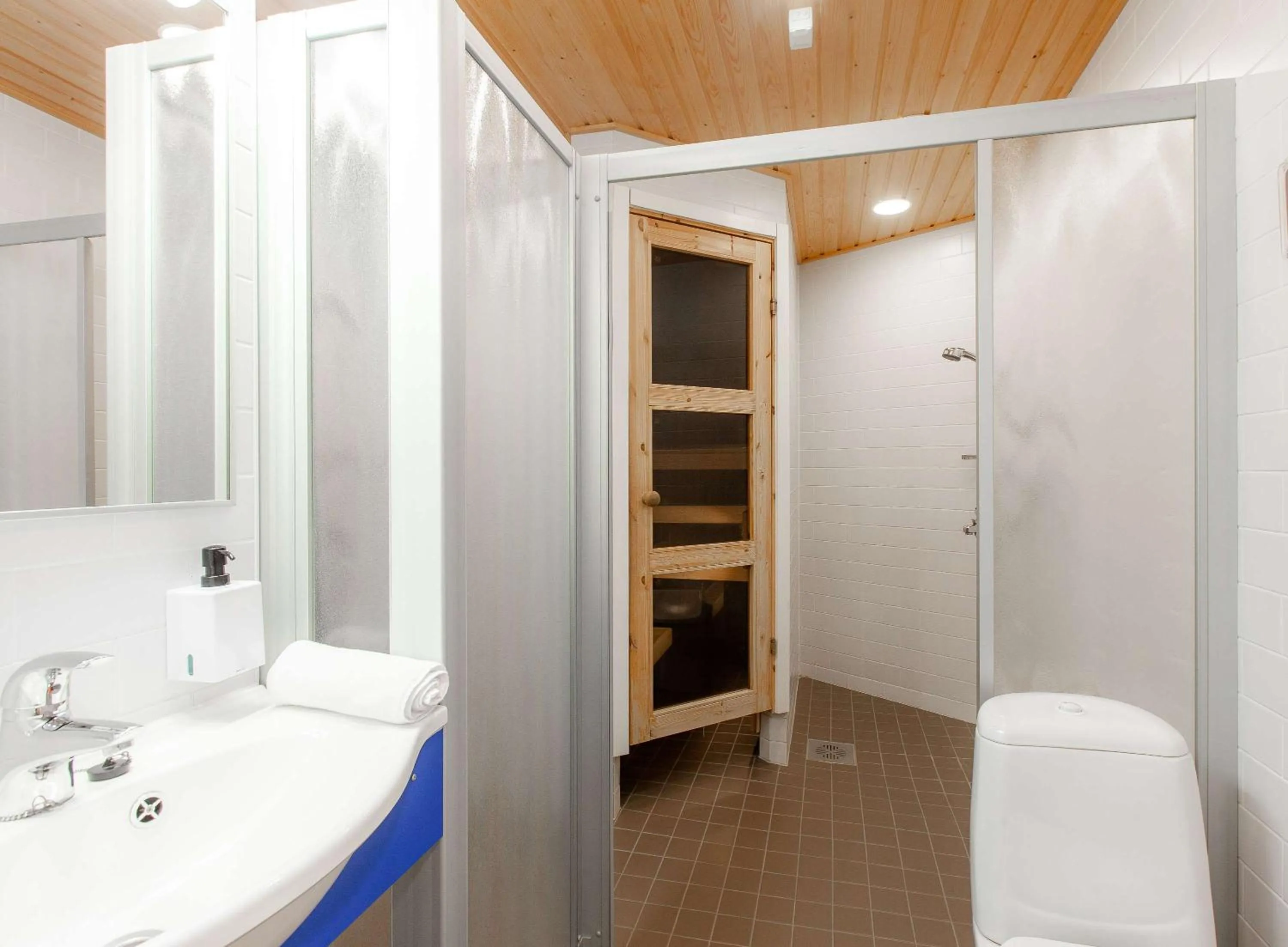 Bedroom in Scandic Mikkeli