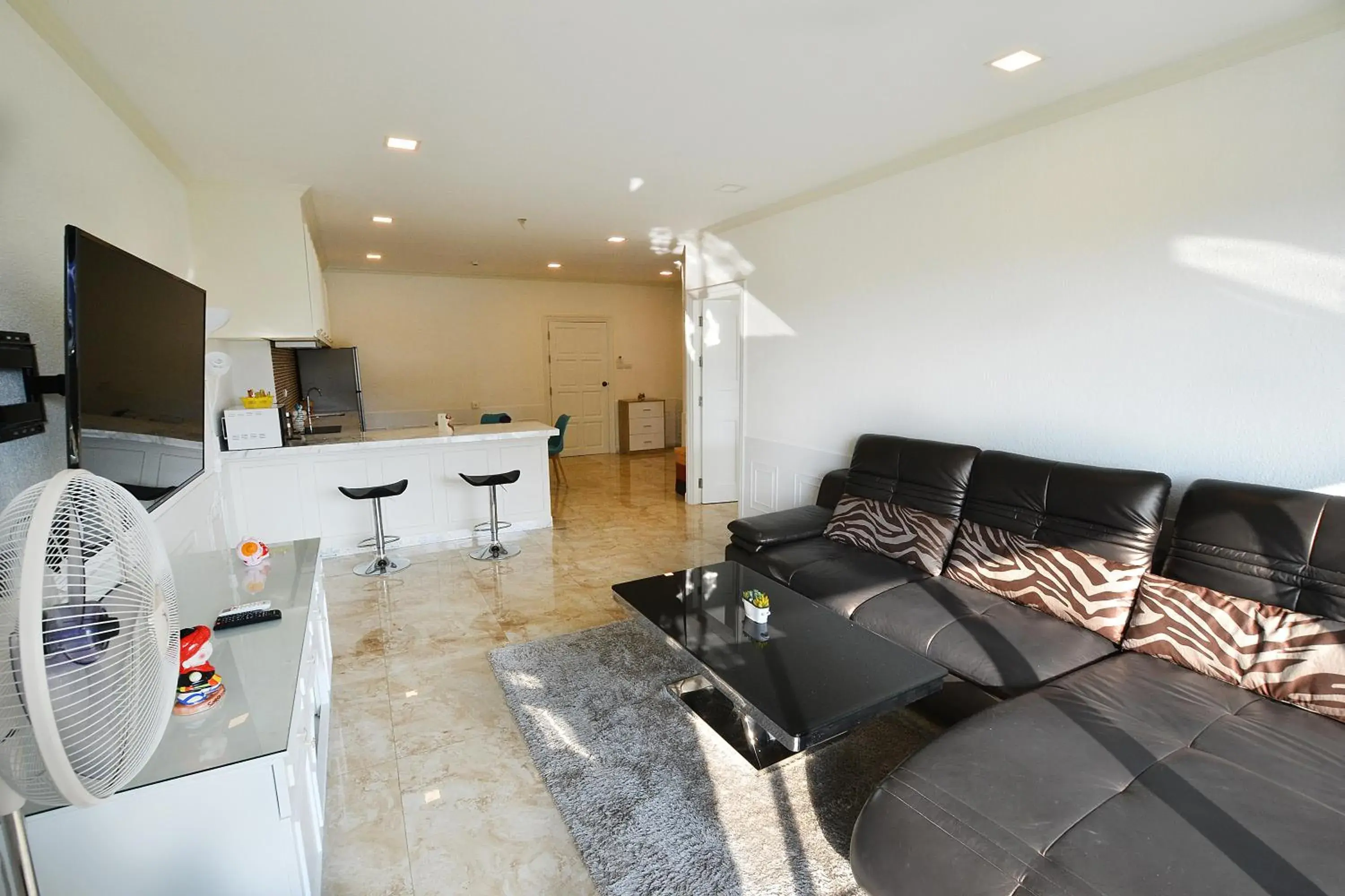 View Talay 6 Pattaya Beach by CANDO View Talay 6 Pattaya Beach by CANDO