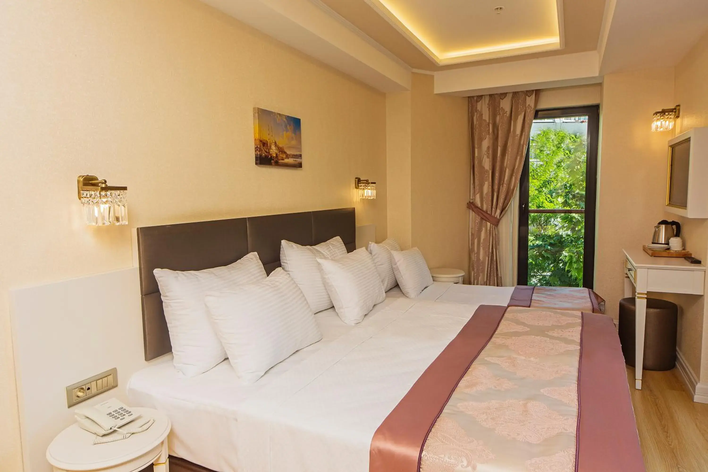 Bed in Grand Naki Hotel Bed in Grand Naki Hotel