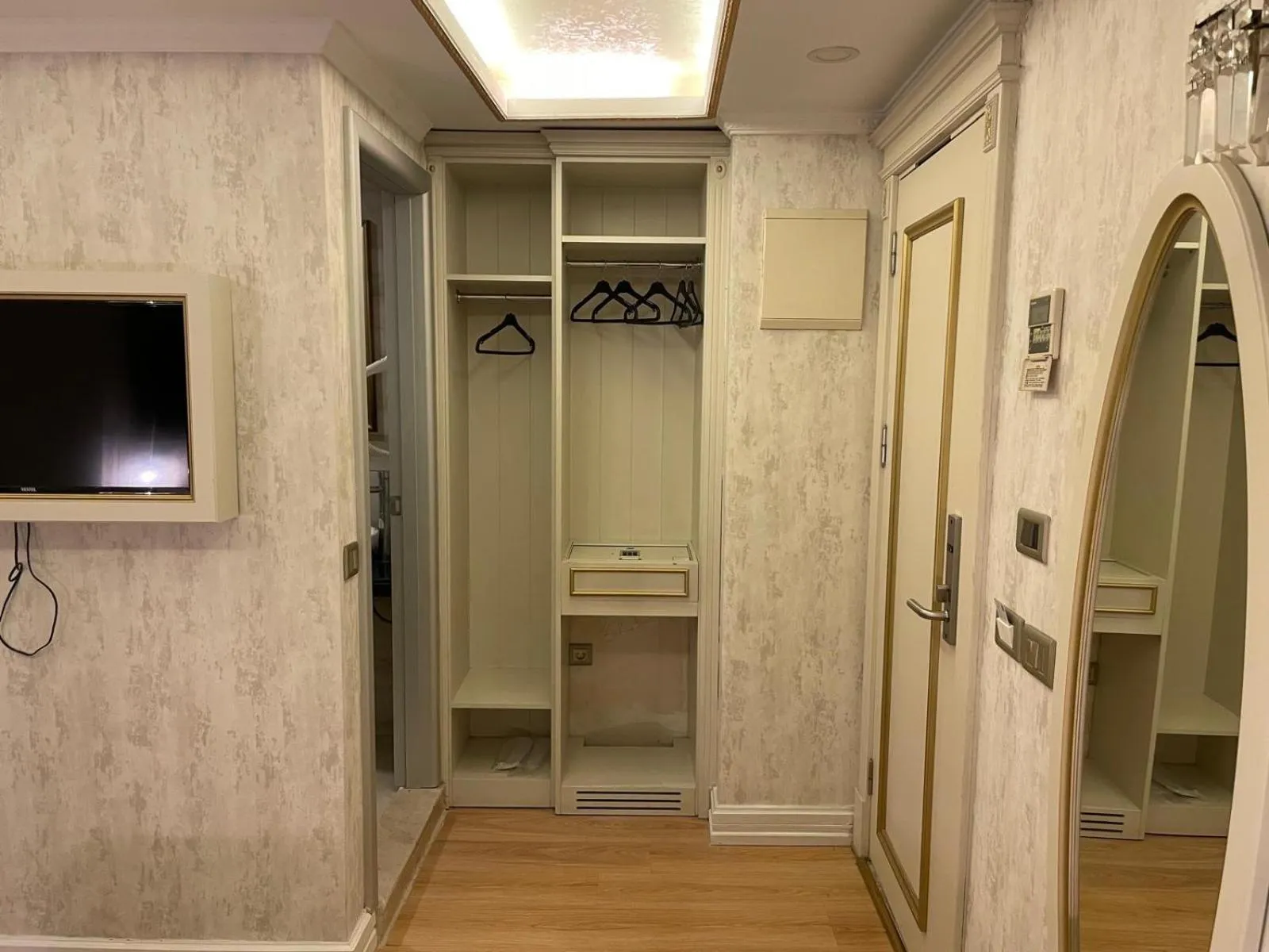 Photo of the whole room in Grand Naki Hotel