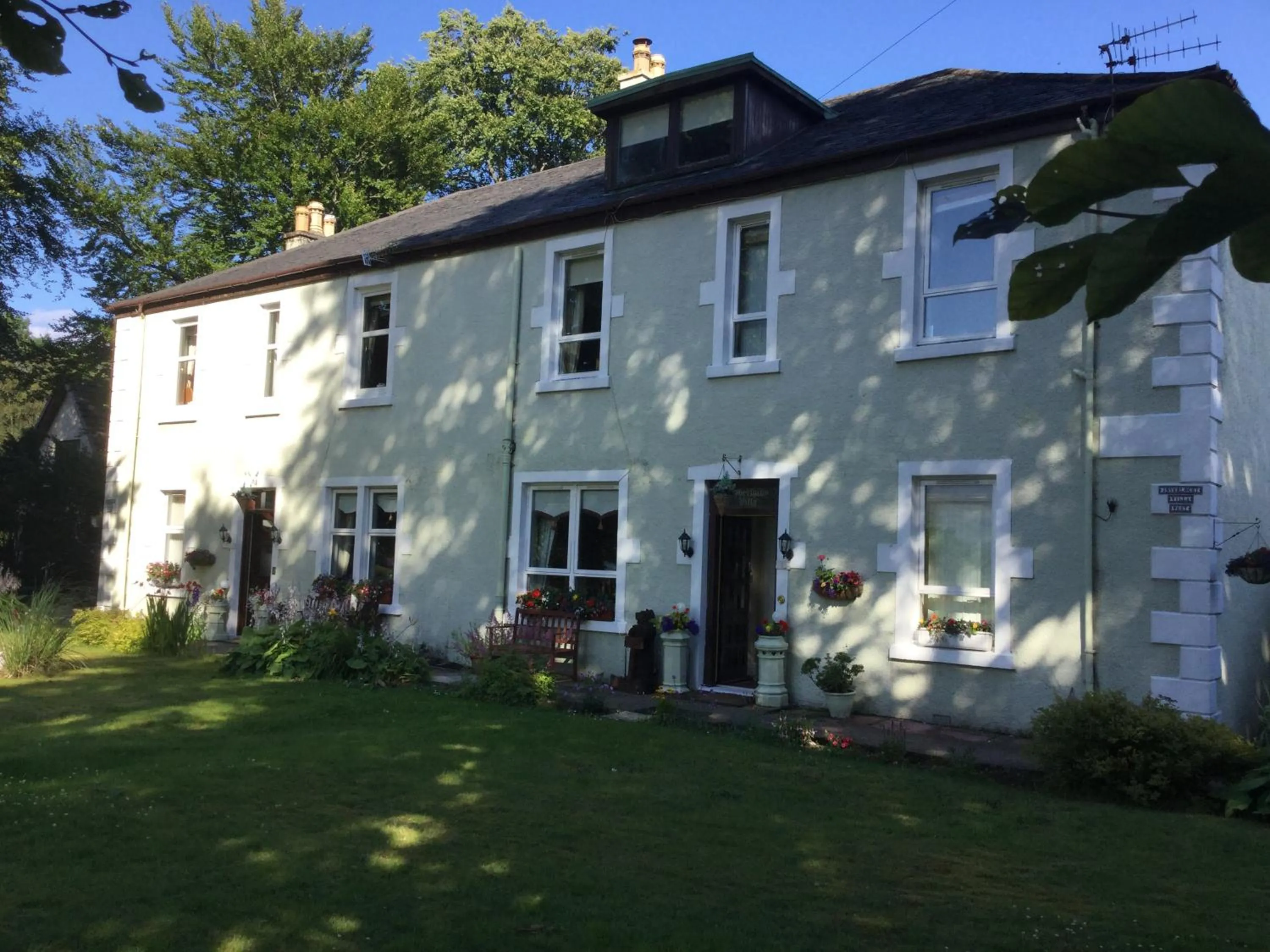 Inverlochy Villas (Adults Only)