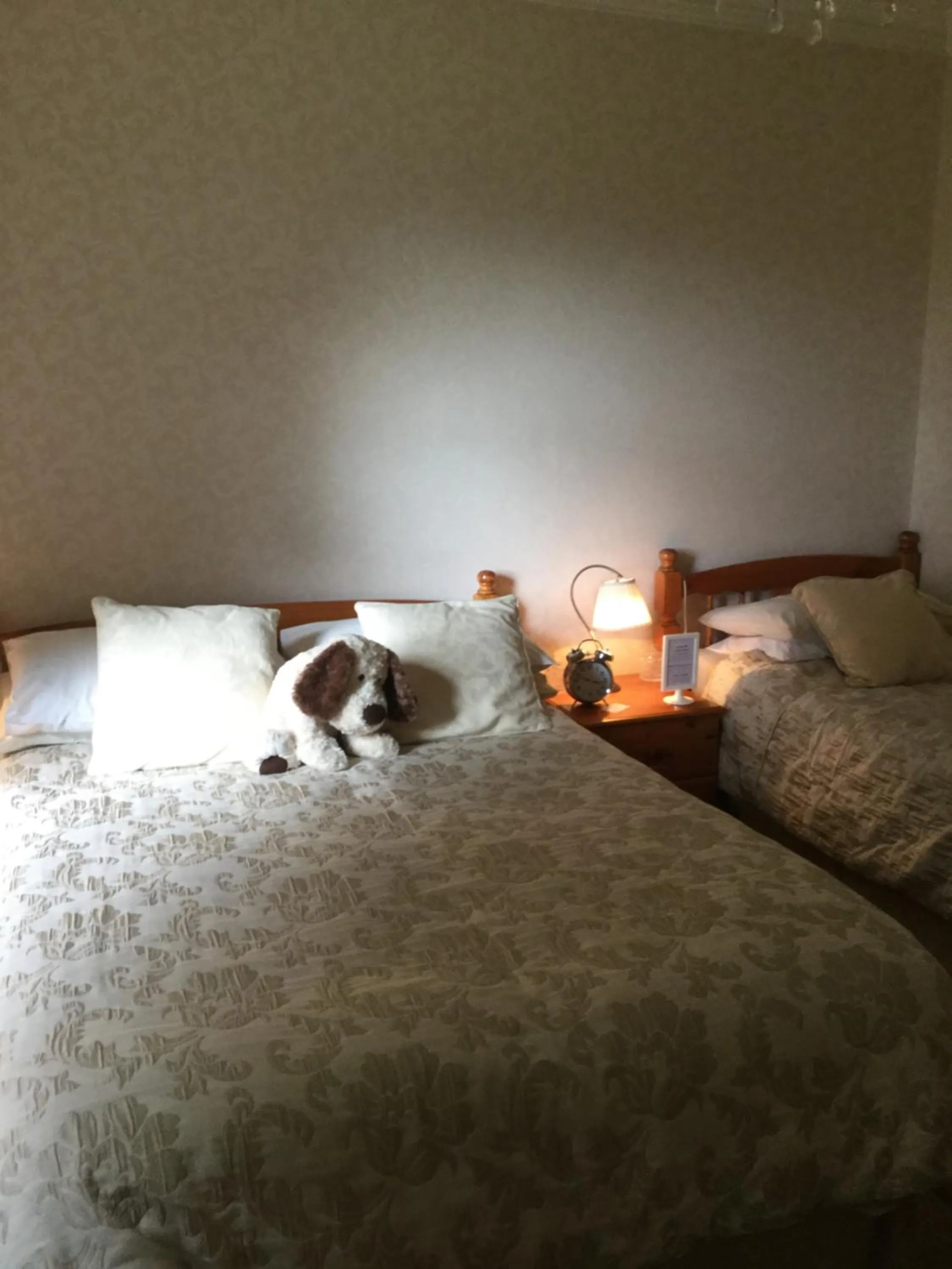 Bed in Inverlochy Villas (Adults Only)