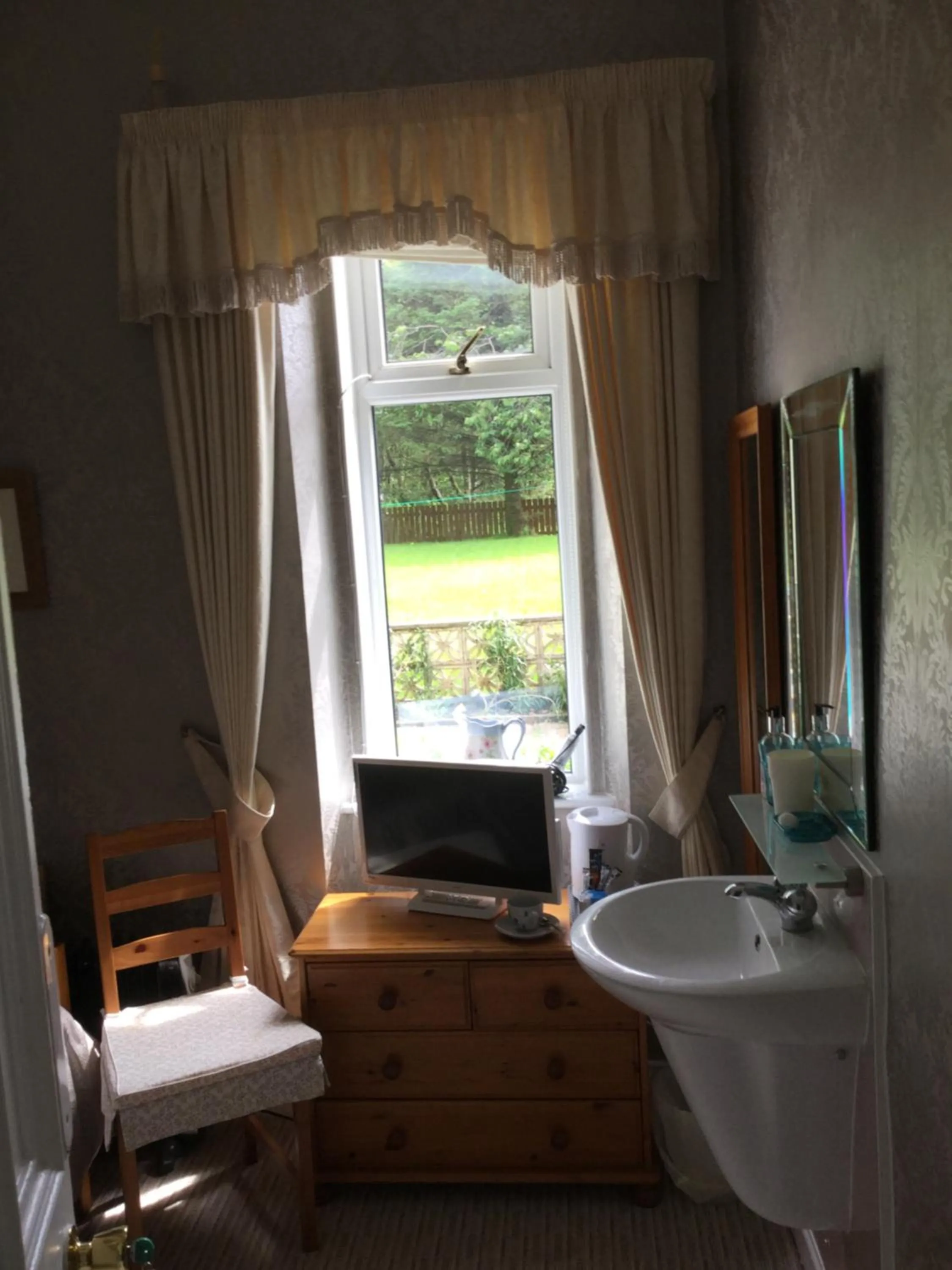 Garden view in Inverlochy Villas (Adults Only)